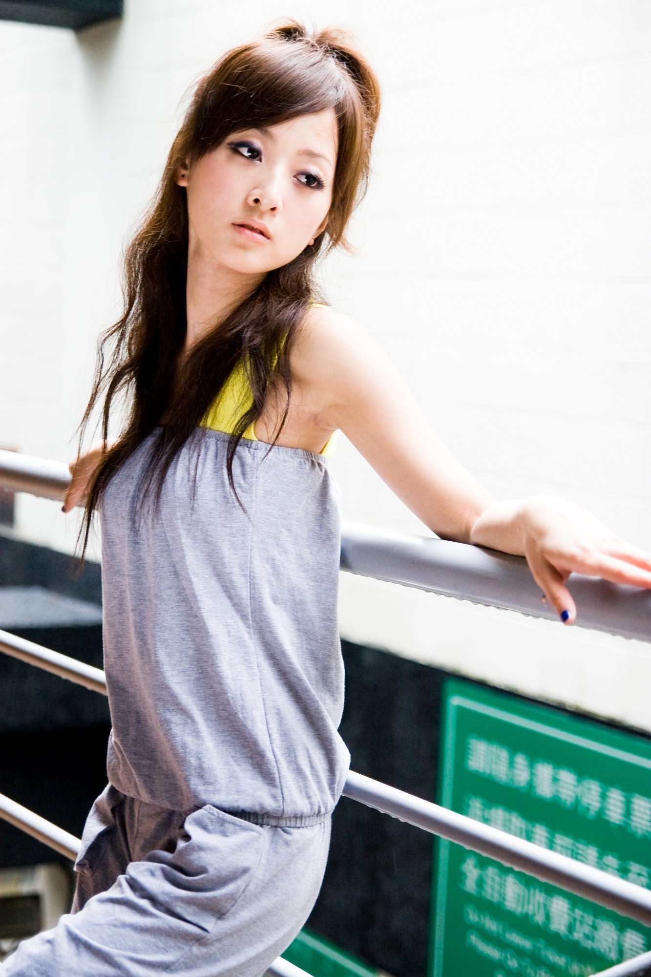 台湾清纯美女果子MM张凯洁@台大外拍