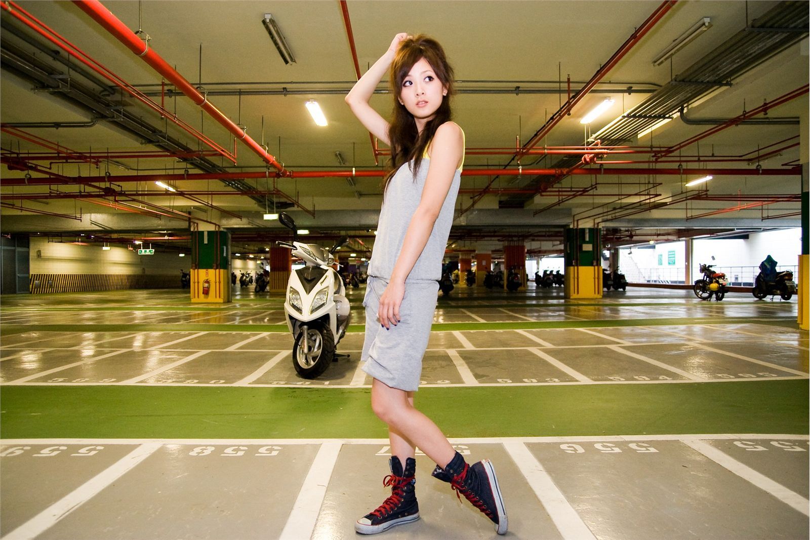 台湾清纯美女果子MM张凯洁@台大外拍