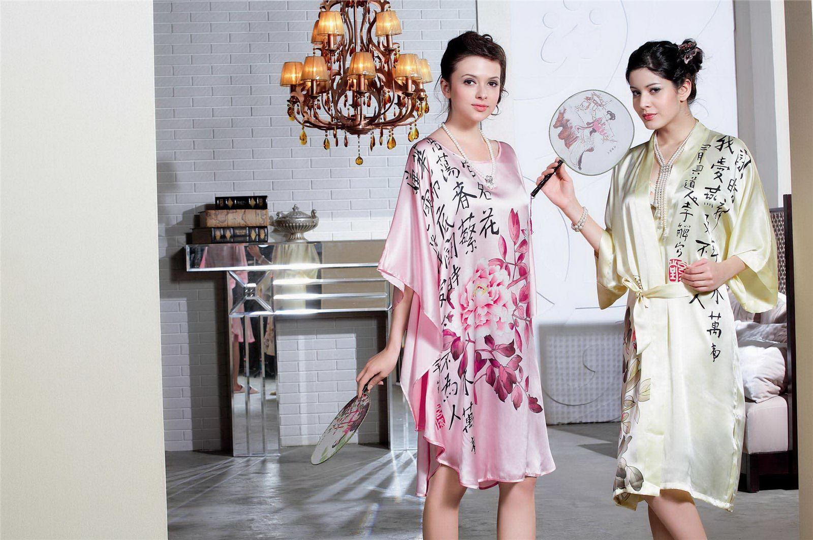 精选西女性感睡衣、浴衣写真合集