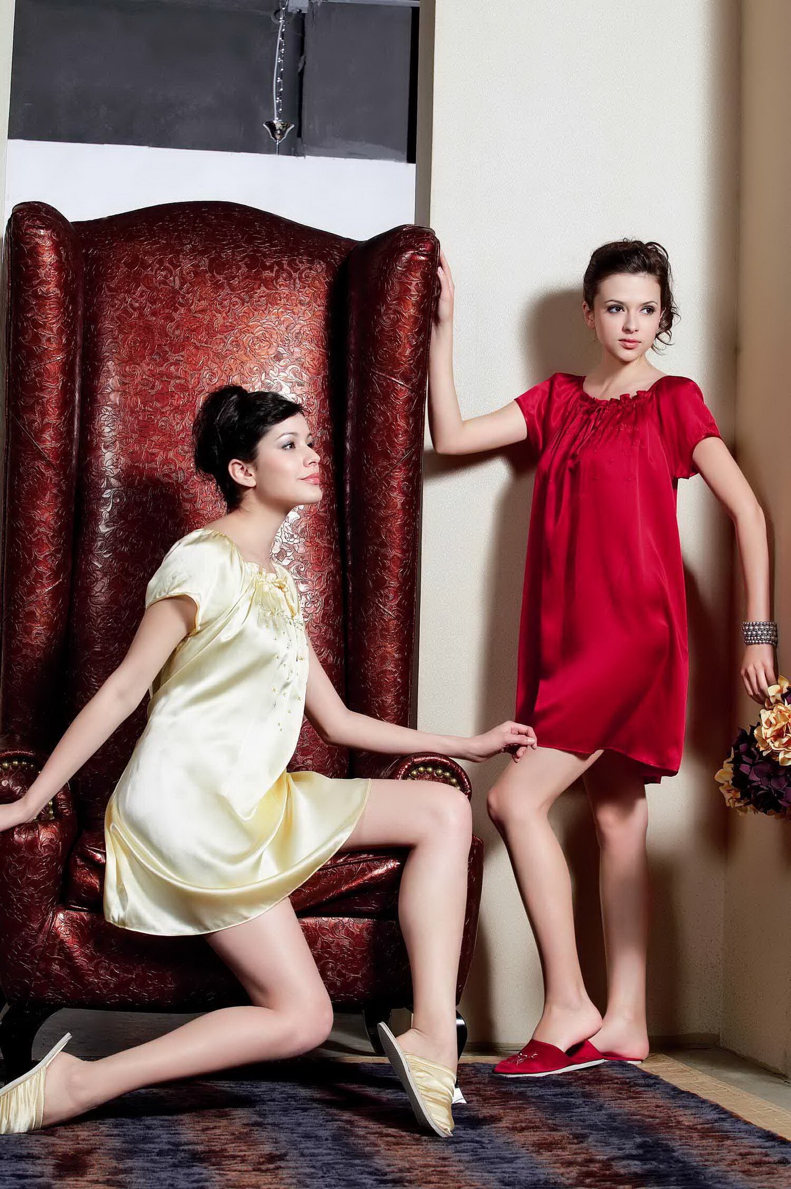 精选西女性感睡衣、浴衣写真合集