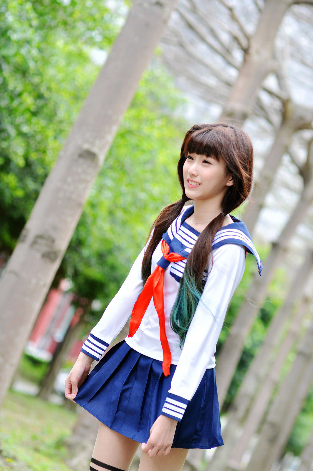 麦当劳最美店员张楚珊写真自拍