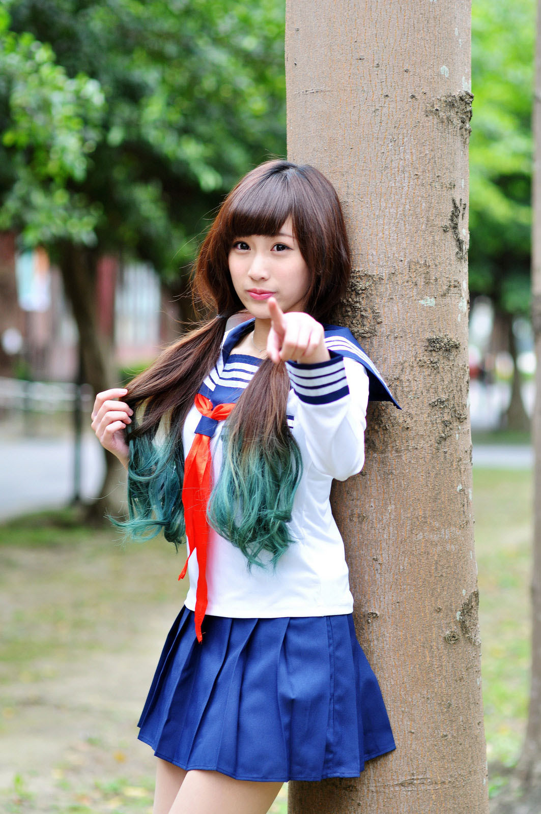 麦当劳最美店员张楚珊写真自拍