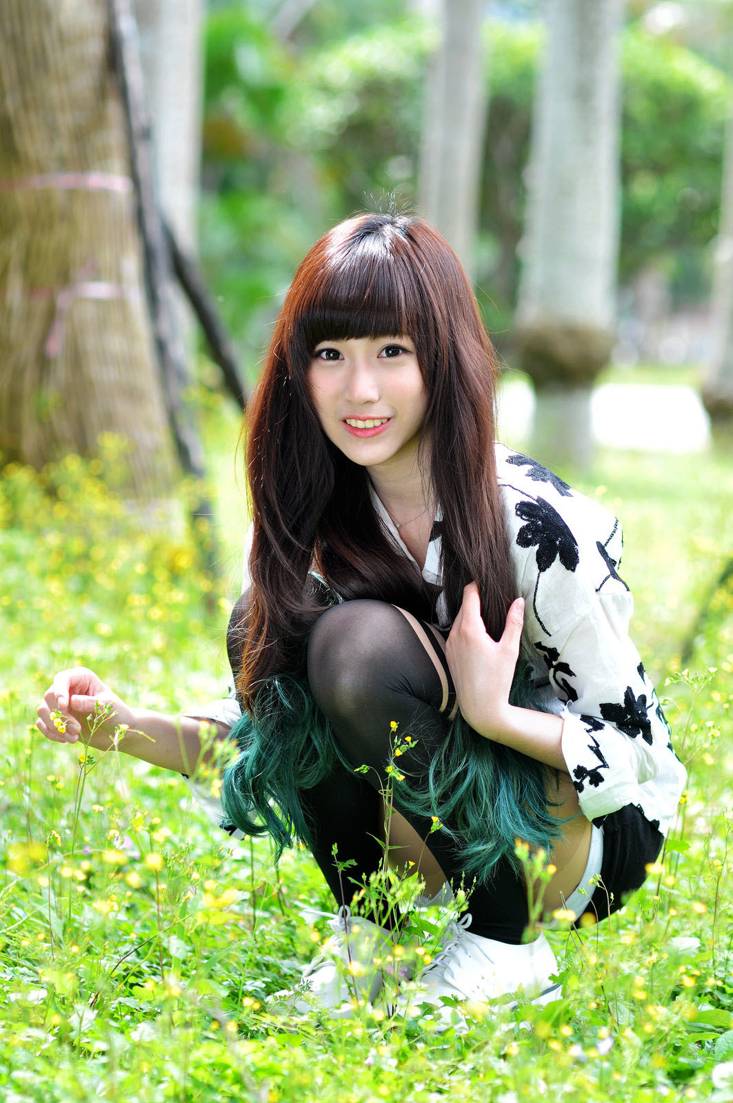 麦当劳最美店员张楚珊写真自拍