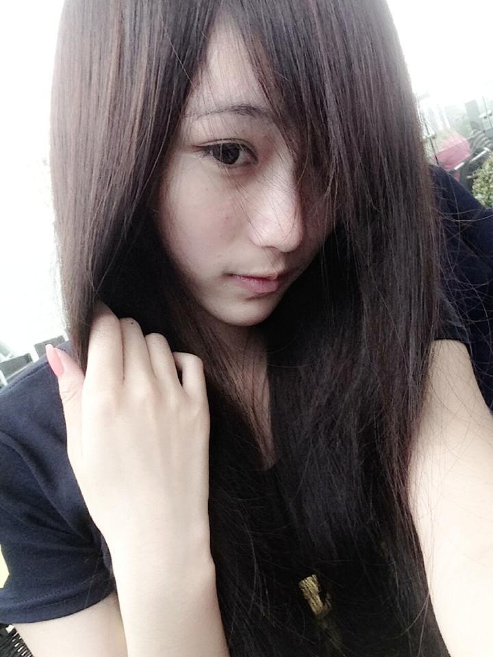 麦当劳最美店员张楚珊写真自拍