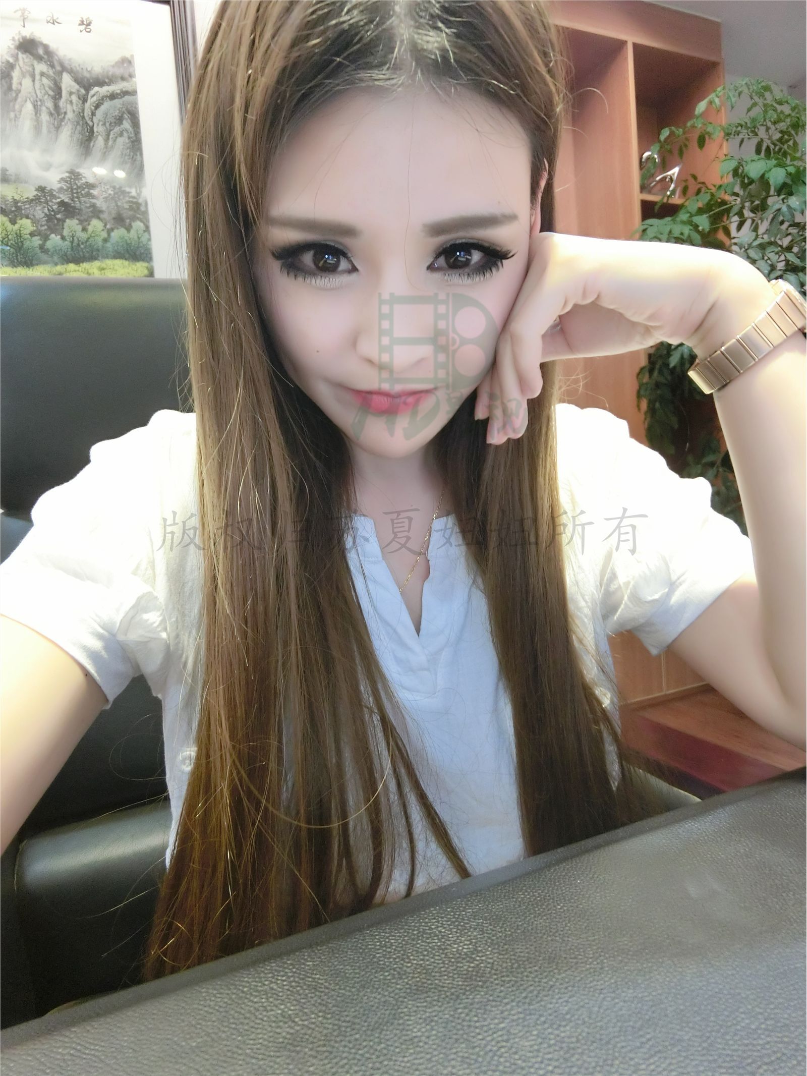 网络红人苏夏妞妞最新微博工作图集 工作状态