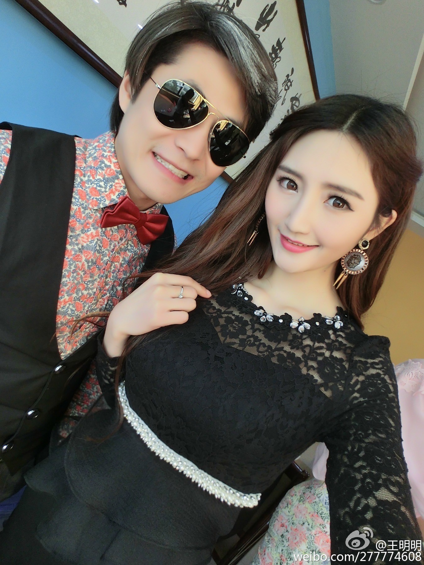 胸模冠军王明明最近微博图集 面孔专辑