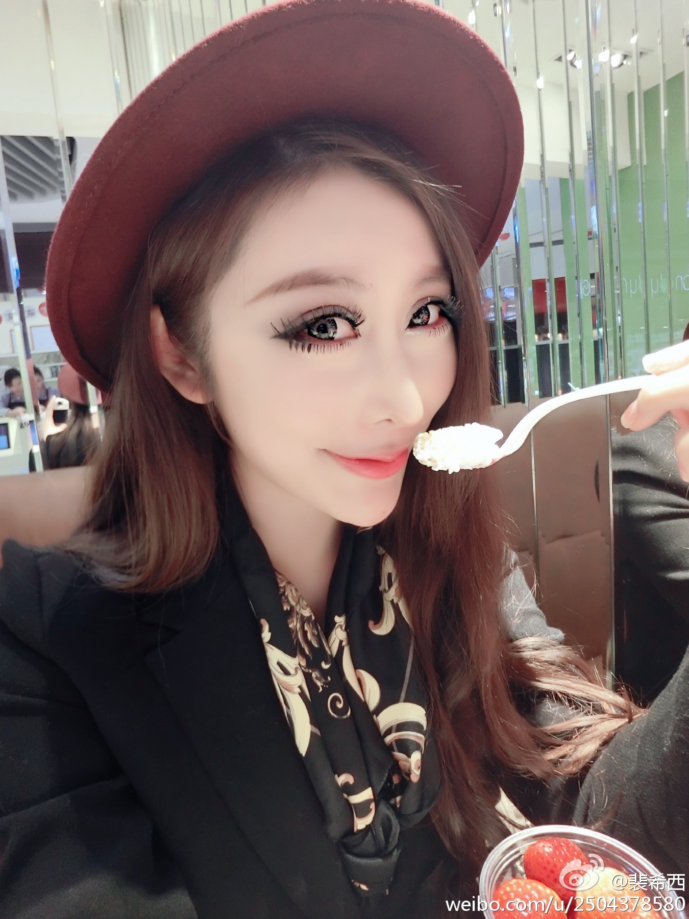 性感豪乳车模 - 裴希西 黑丝长腿姐姐 1