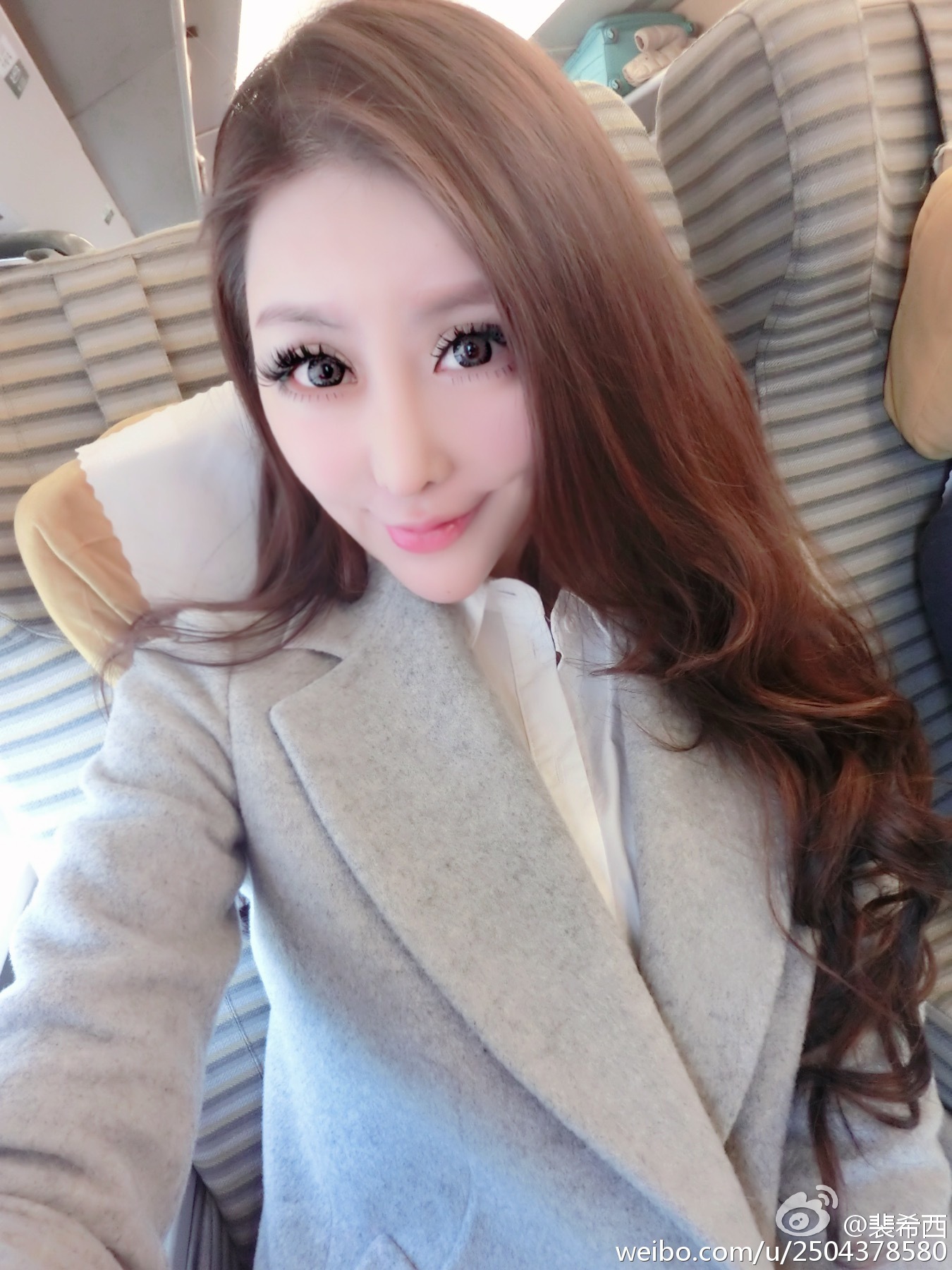 性感豪乳车模 - 裴希西 黑丝长腿姐姐 1