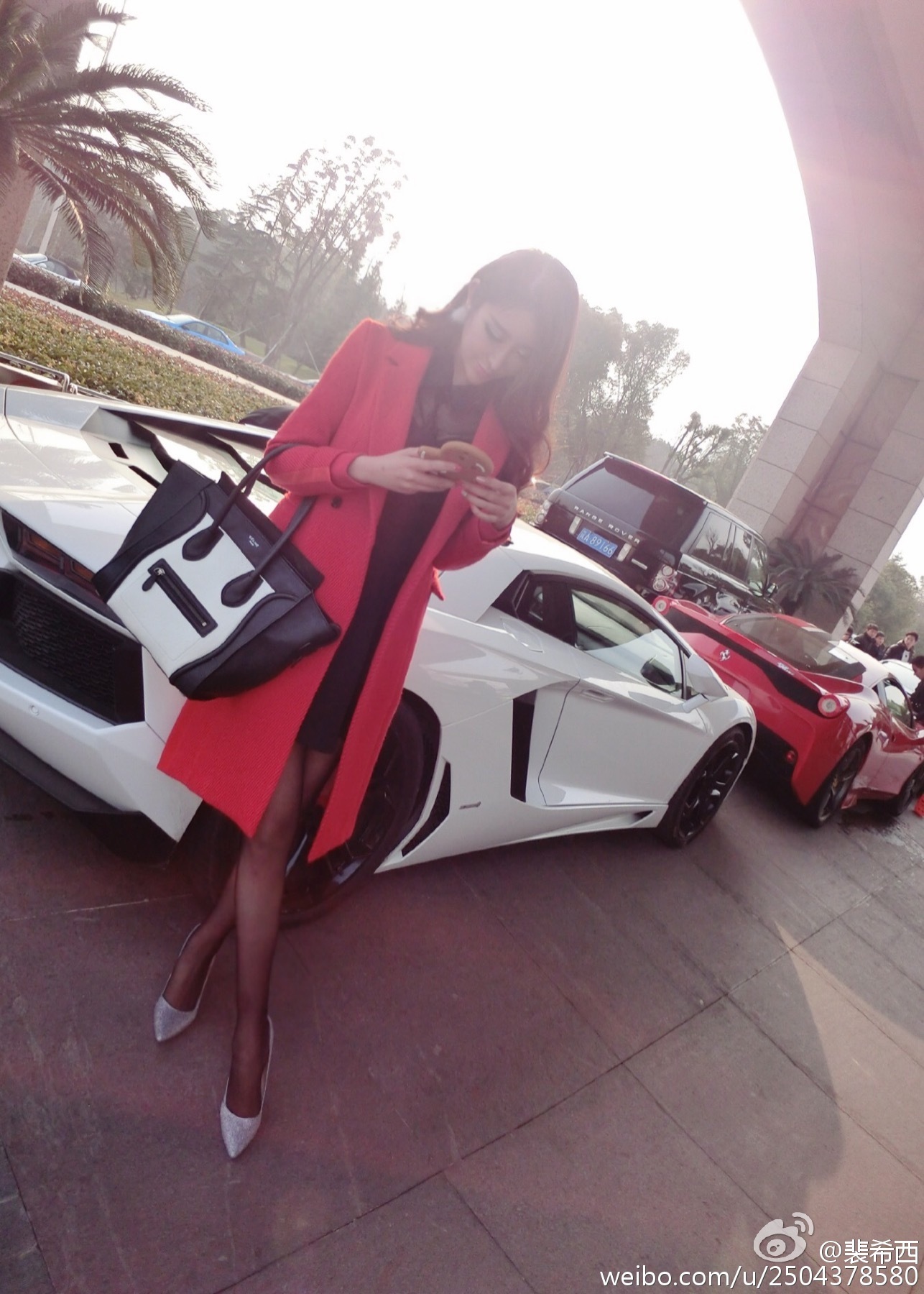 性感豪乳车模 - 裴希西 黑丝长腿姐姐 1