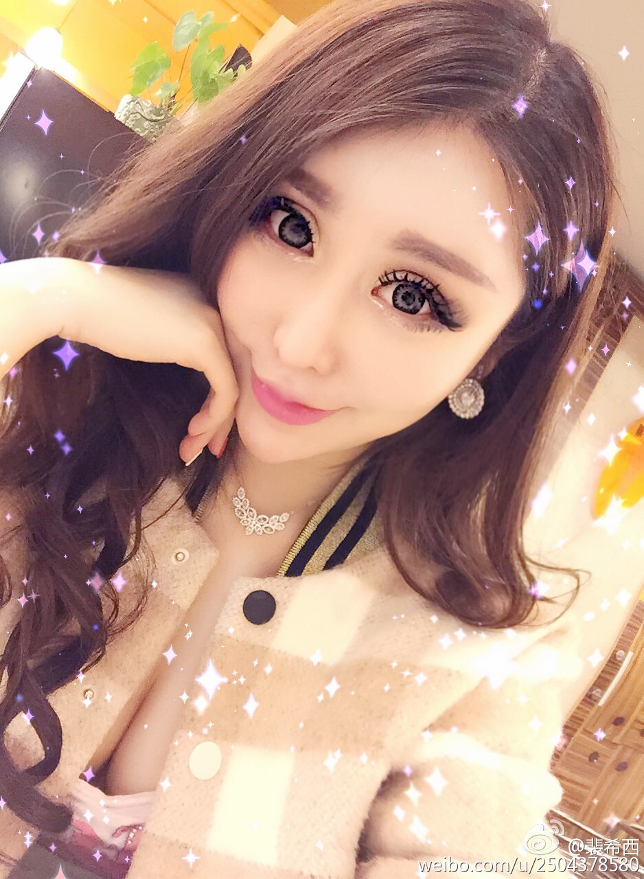 性感豪乳车模 - 裴希西 黑丝长腿姐姐 1