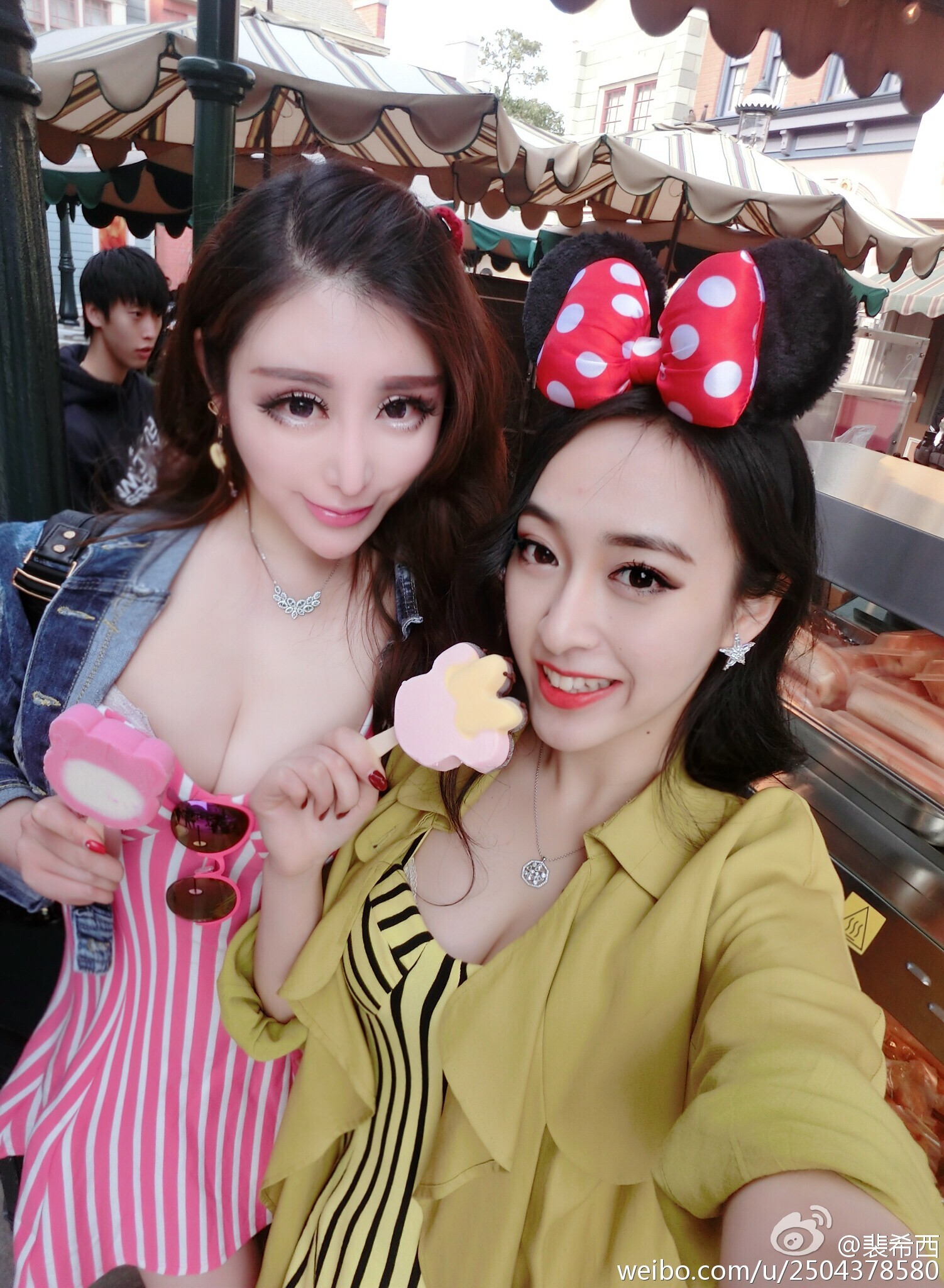 性感豪乳车模 - 裴希西 黑丝长腿姐姐 1