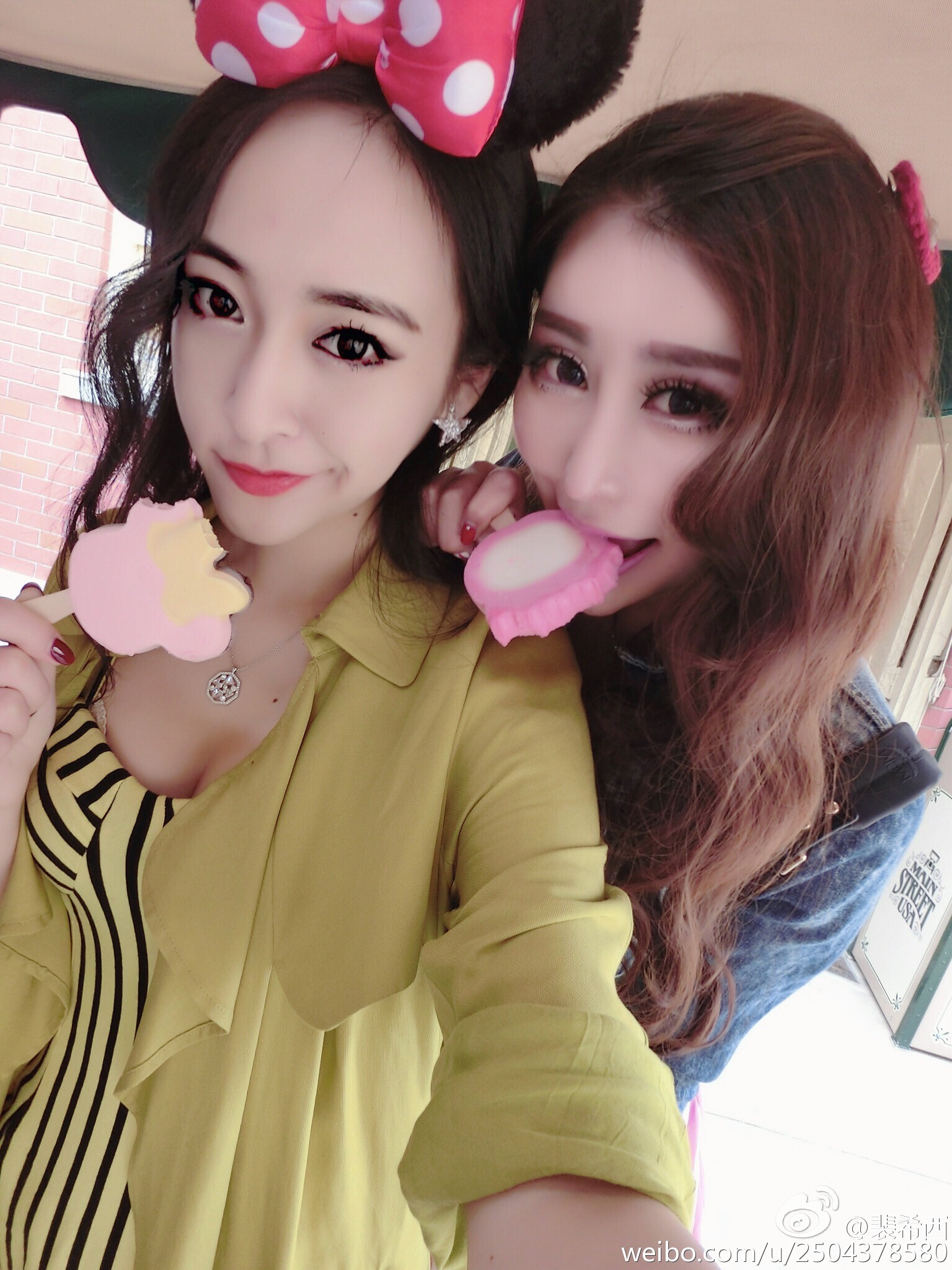 性感豪乳车模 - 裴希西 黑丝长腿姐姐 1