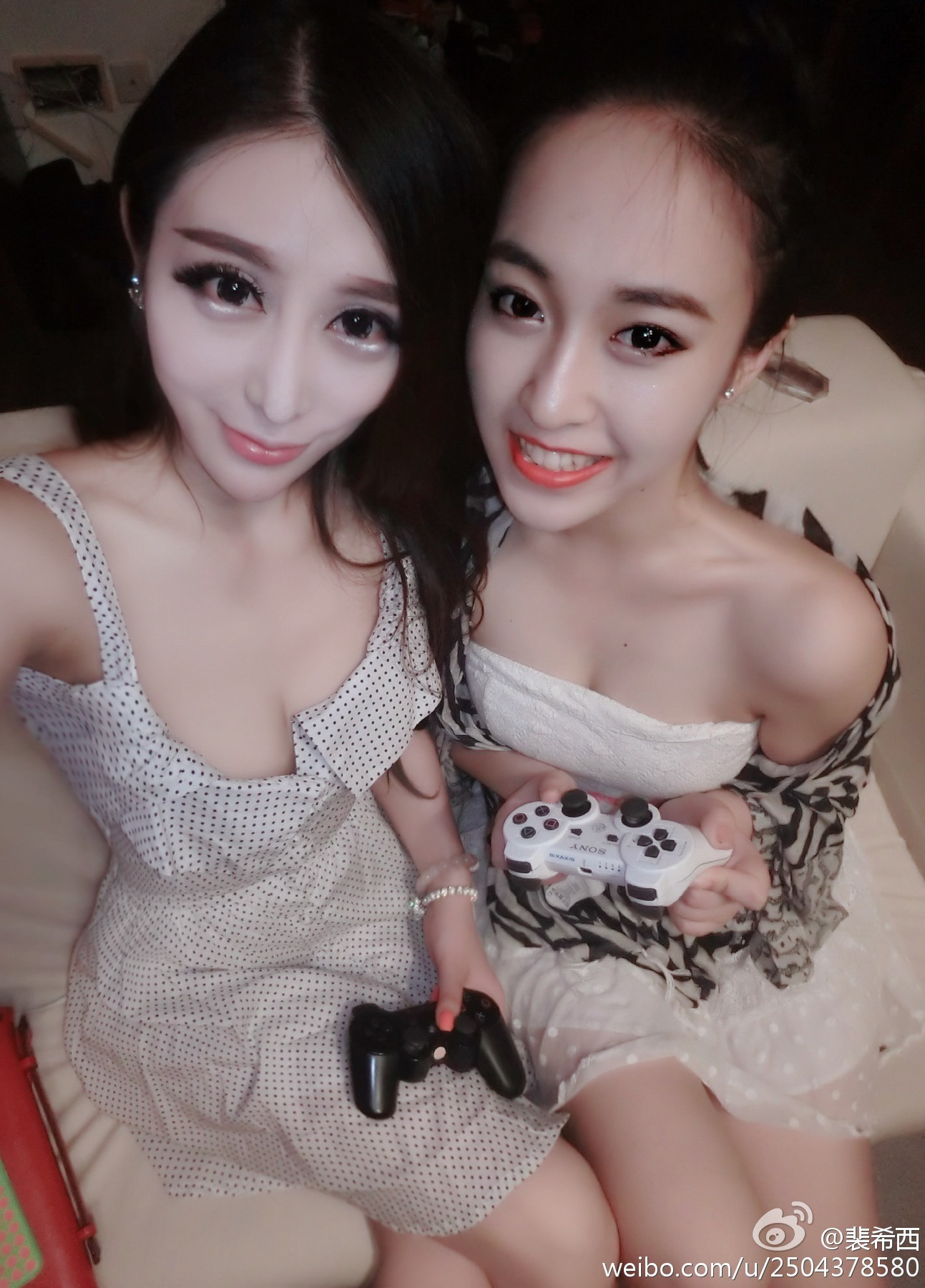 性感豪乳车模 - 裴希西 黑丝长腿姐姐 1