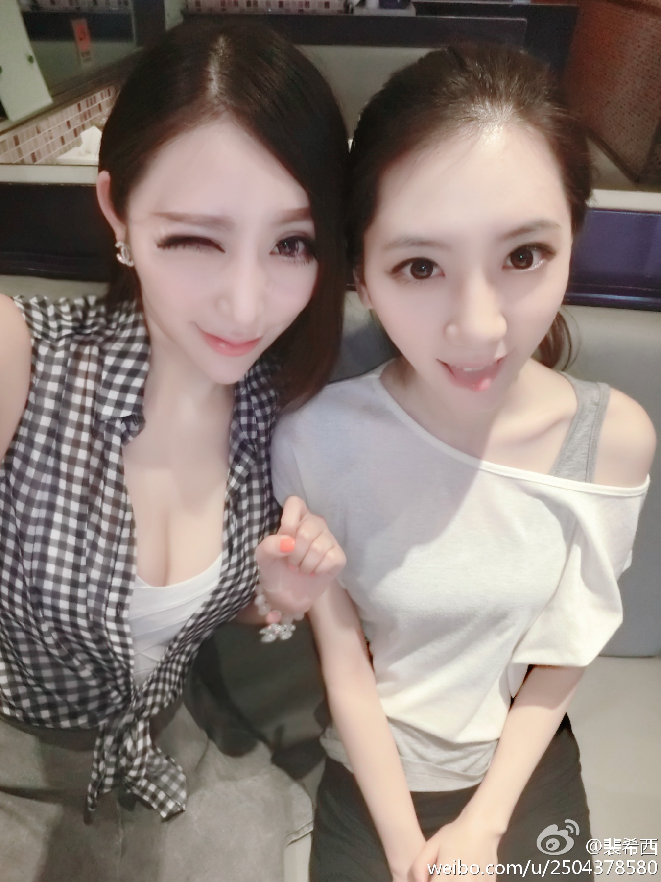 性感豪乳车模 - 裴希西 黑丝长腿姐姐 1