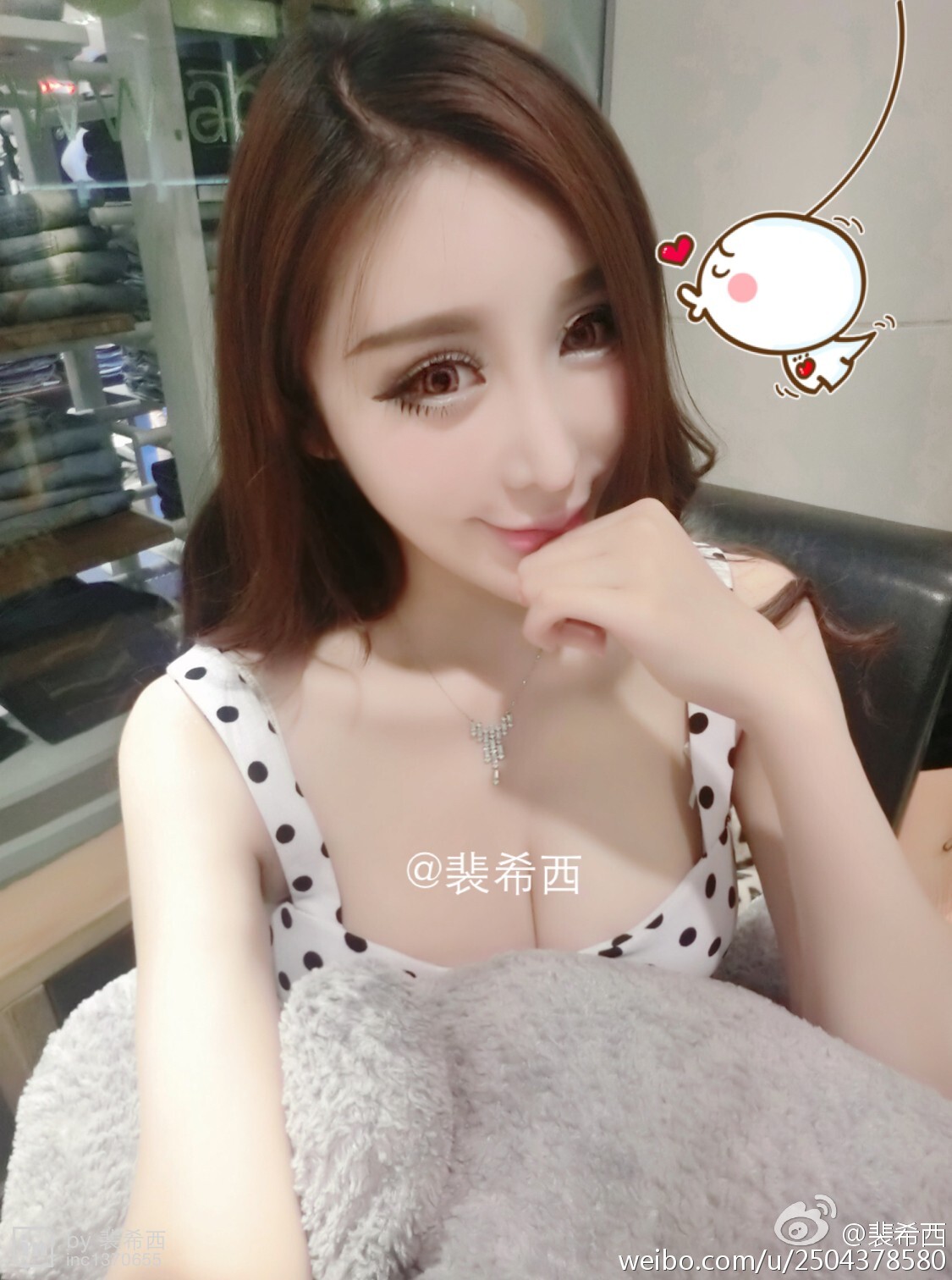 性感豪乳车模 - 裴希西 黑丝长腿姐姐 2