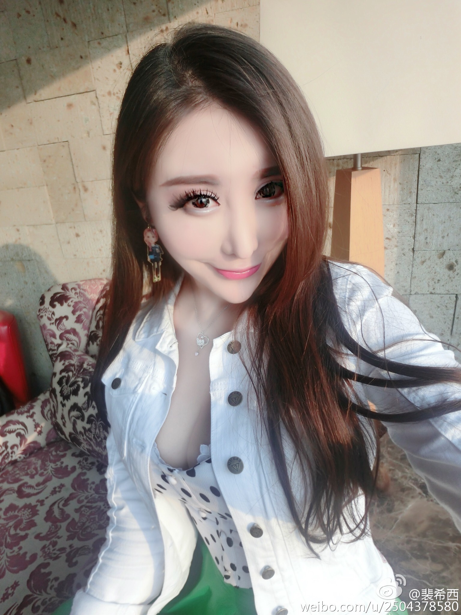 性感豪乳车模 - 裴希西 黑丝长腿姐姐 2