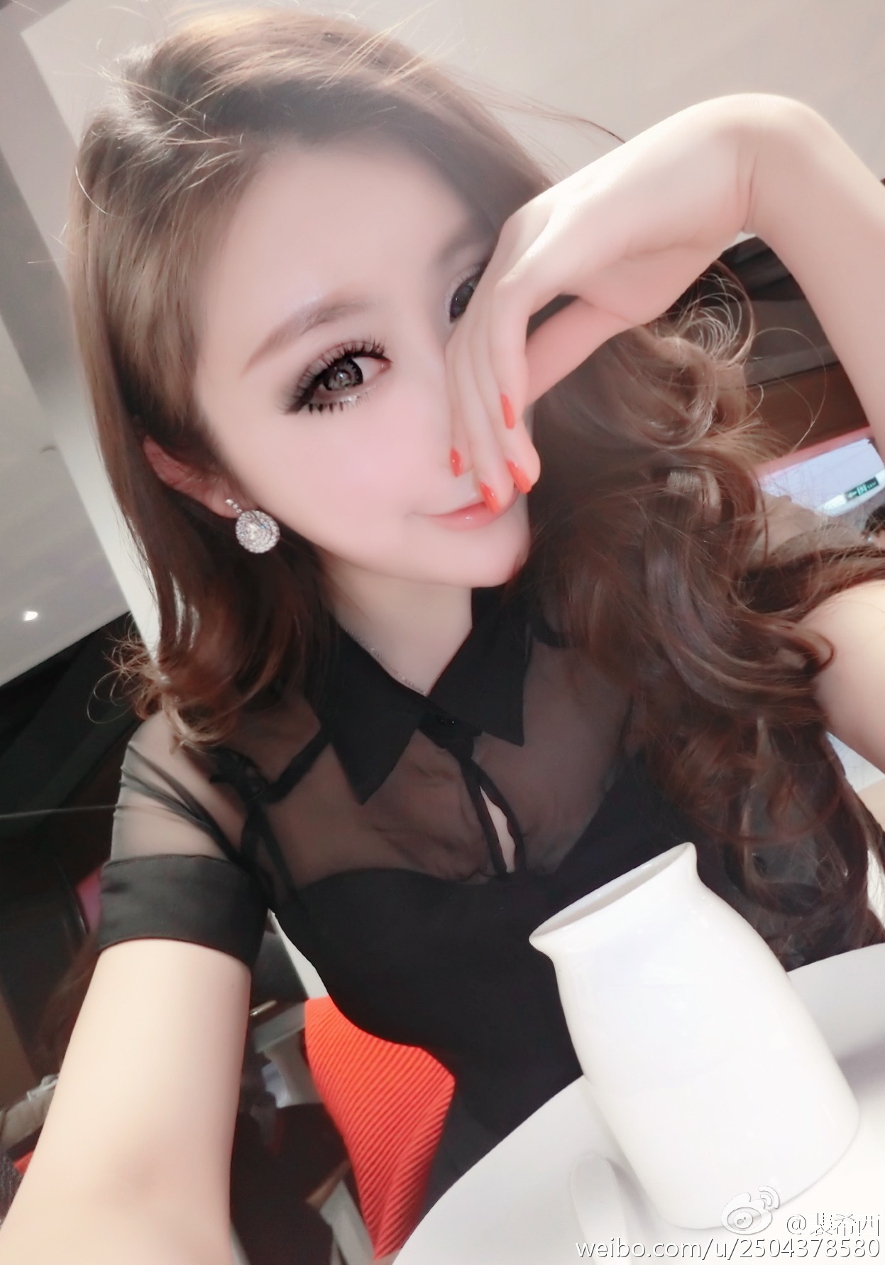 性感豪乳车模 - 裴希西 黑丝长腿姐姐 3