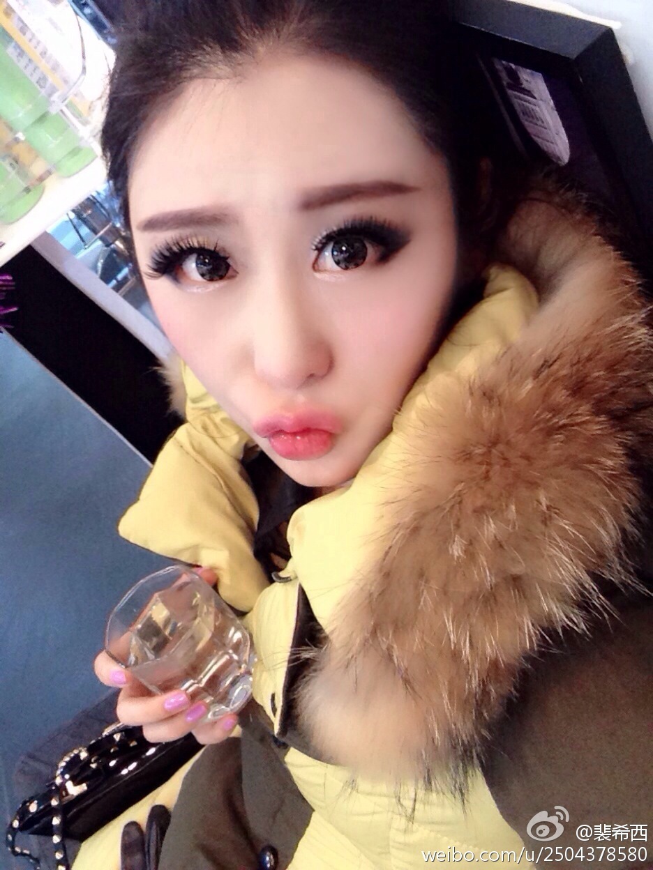 性感豪乳车模 - 裴希西 黑丝长腿姐姐 3