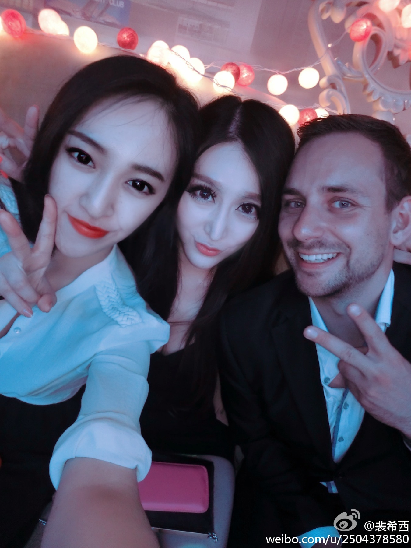 性感豪乳车模 - 裴希西 黑丝长腿姐姐 3