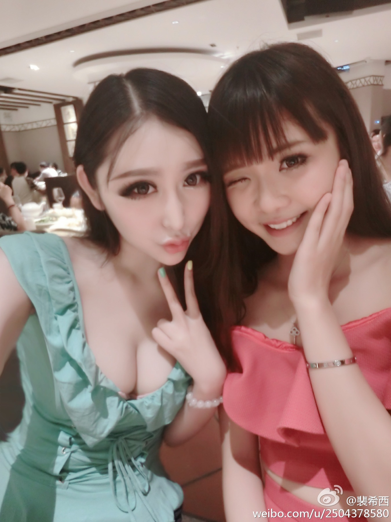 性感豪乳车模 - 裴希西 黑丝长腿姐姐 3