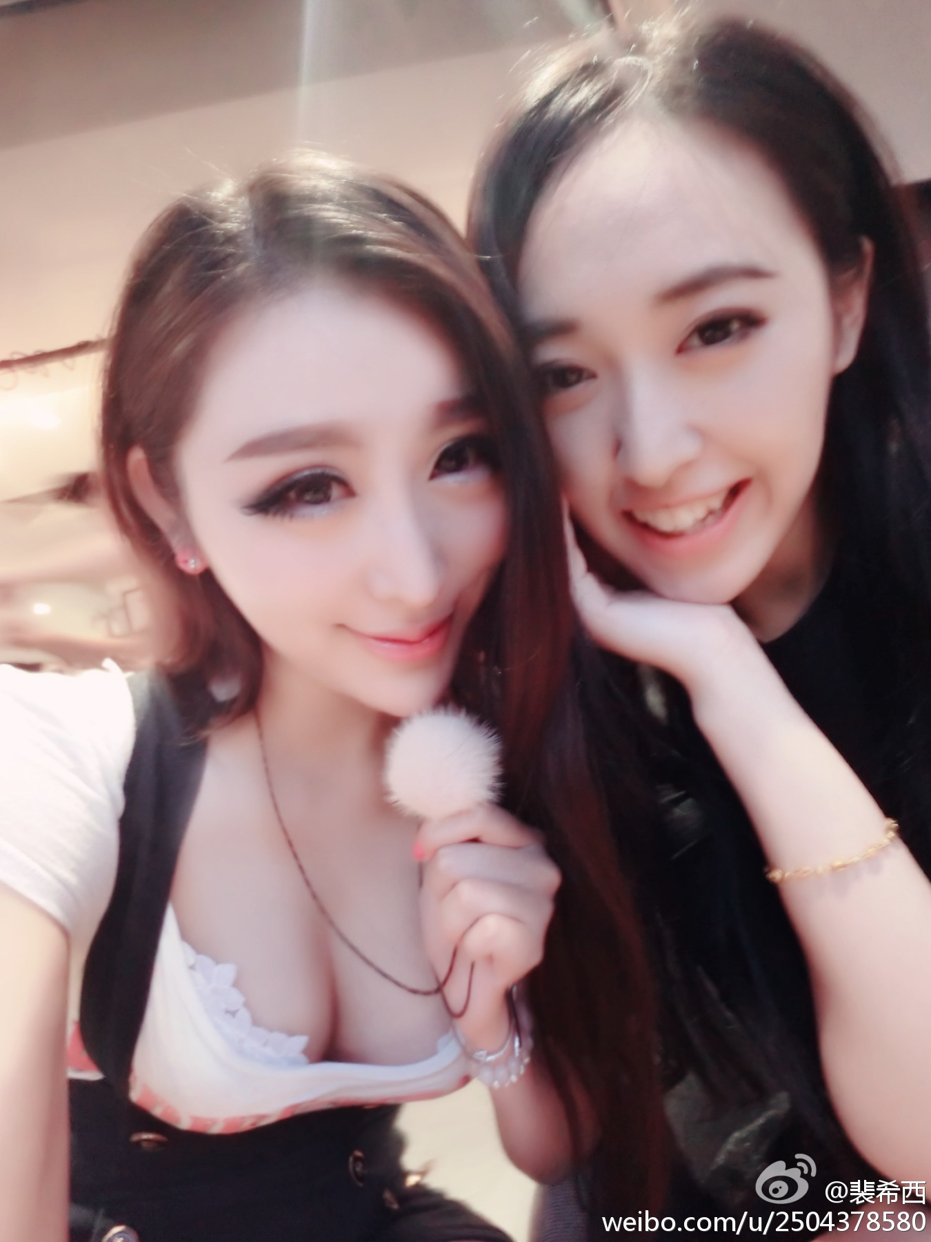 性感豪乳车模 - 裴希西 黑丝长腿姐姐 3