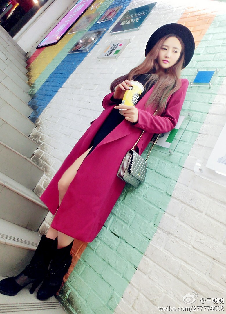 胸模冠军王明明最近微博图集 微博配图
