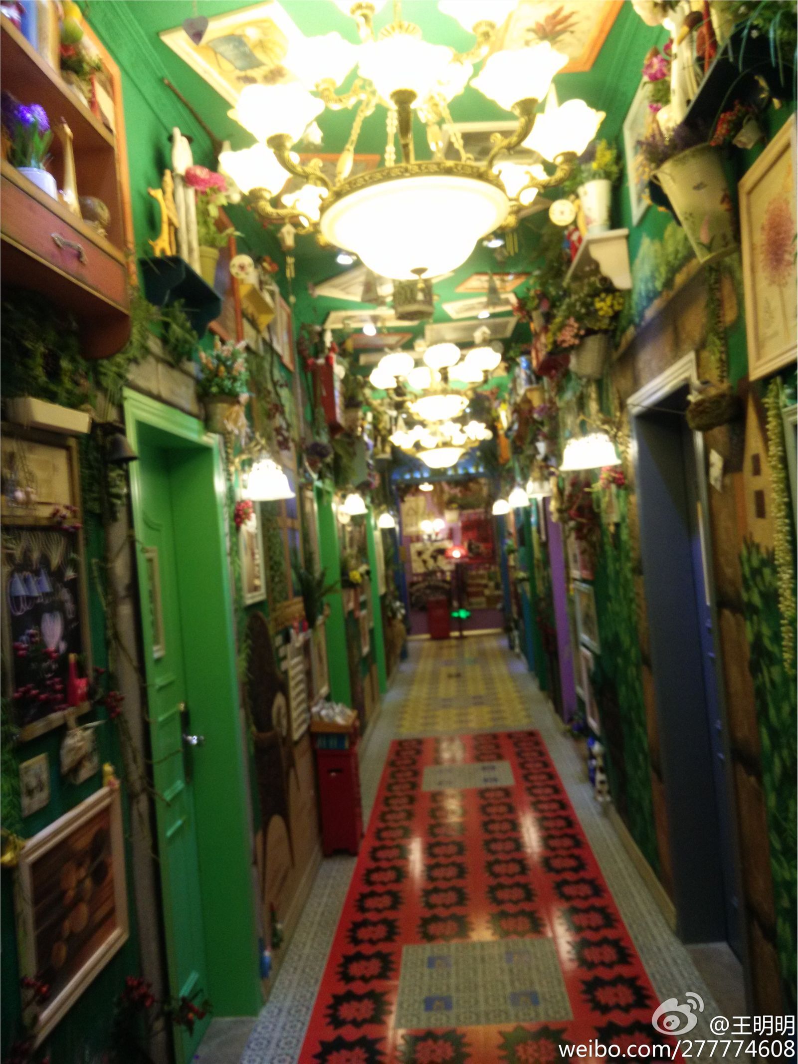 胸模冠军王明明最近微博图集 微博配图