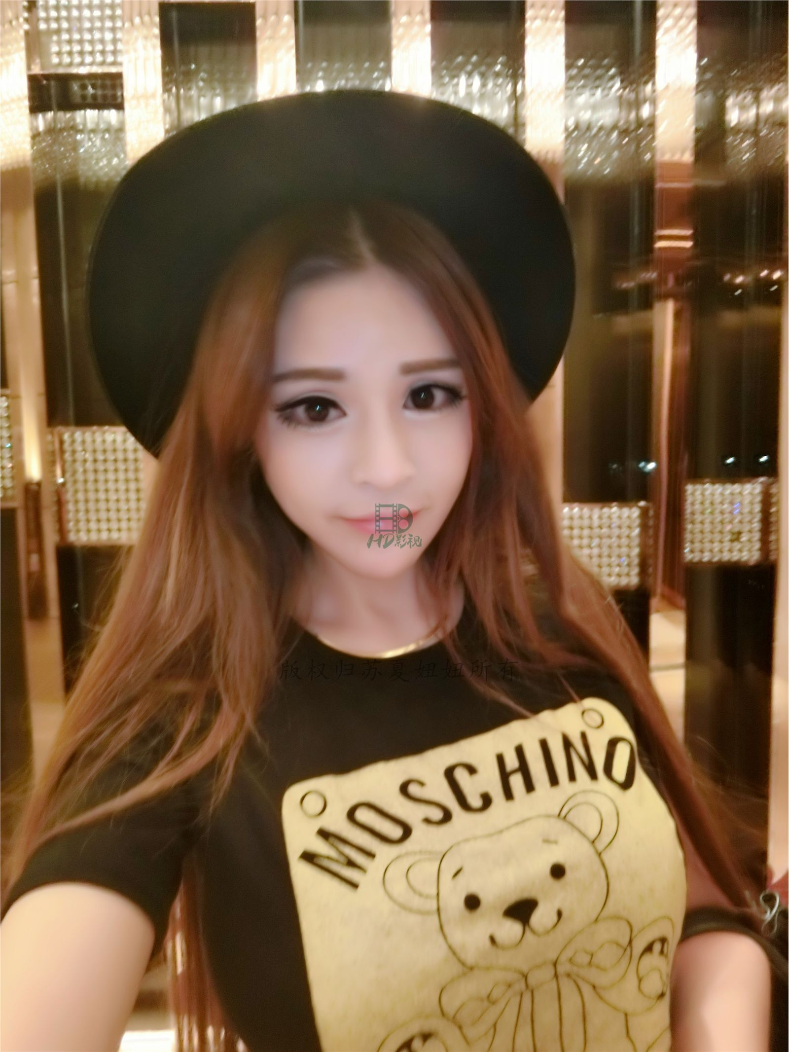 网络红人苏夏妞妞最新微博工作图集 全新苏夏