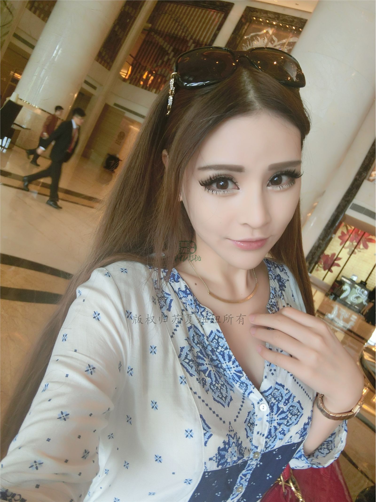 网络红人苏夏妞妞最新微博工作图集 全新苏夏