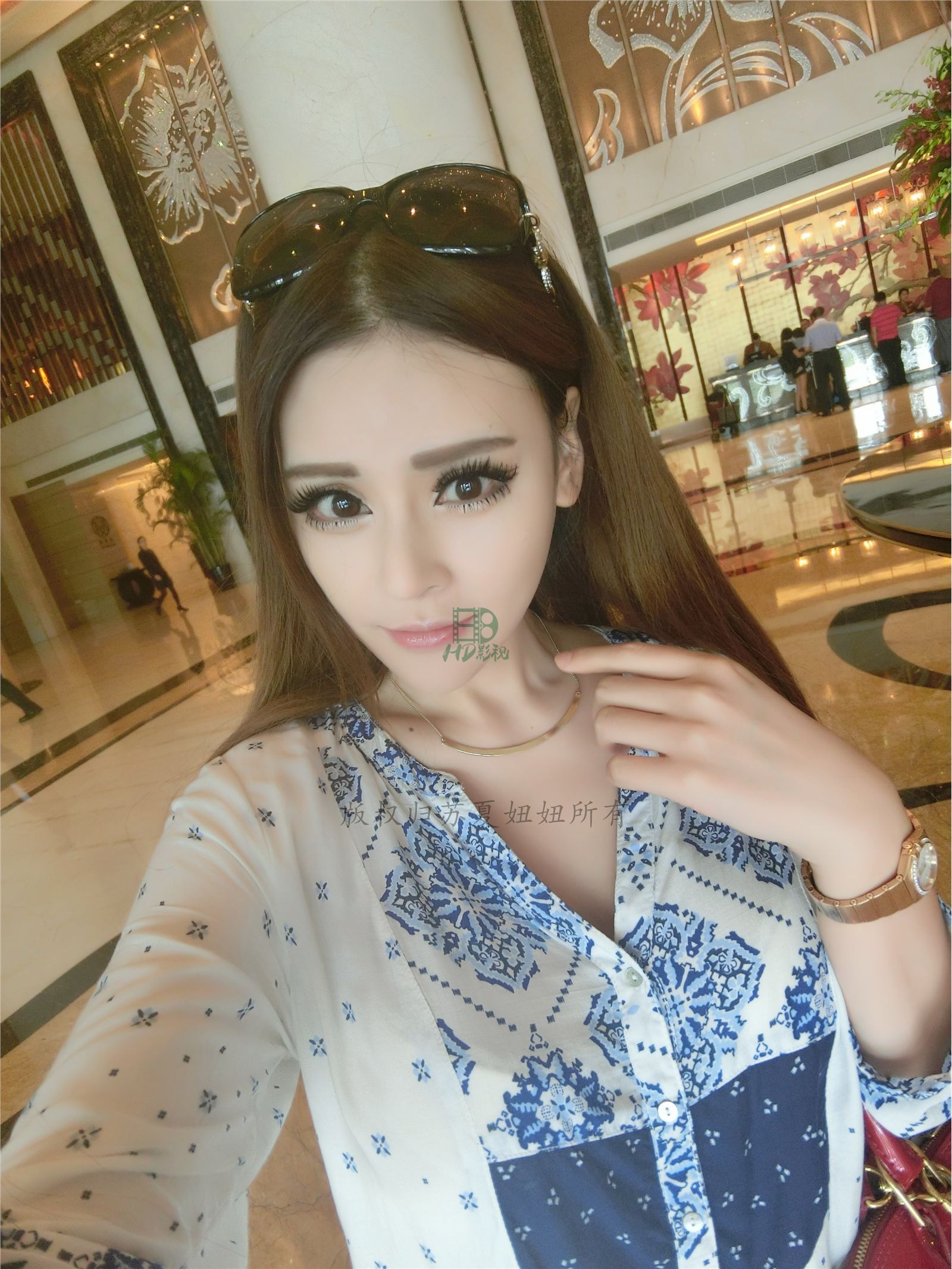 网络红人苏夏妞妞最新微博工作图集 全新苏夏