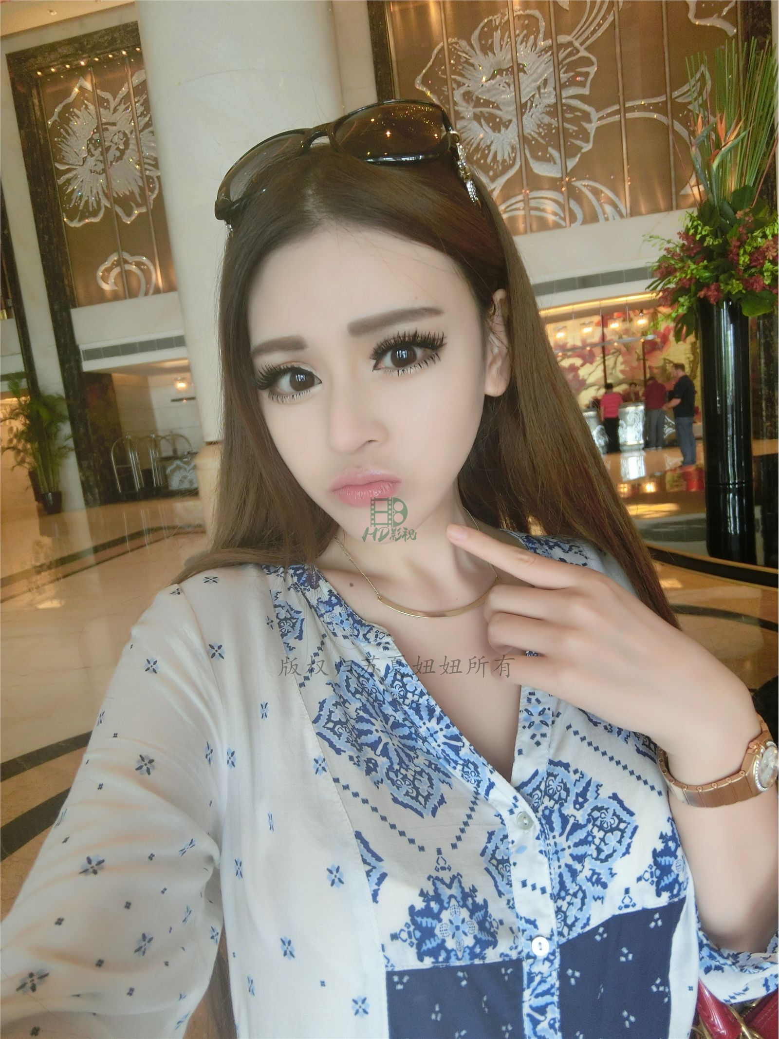 网络红人苏夏妞妞最新微博工作图集 全新苏夏