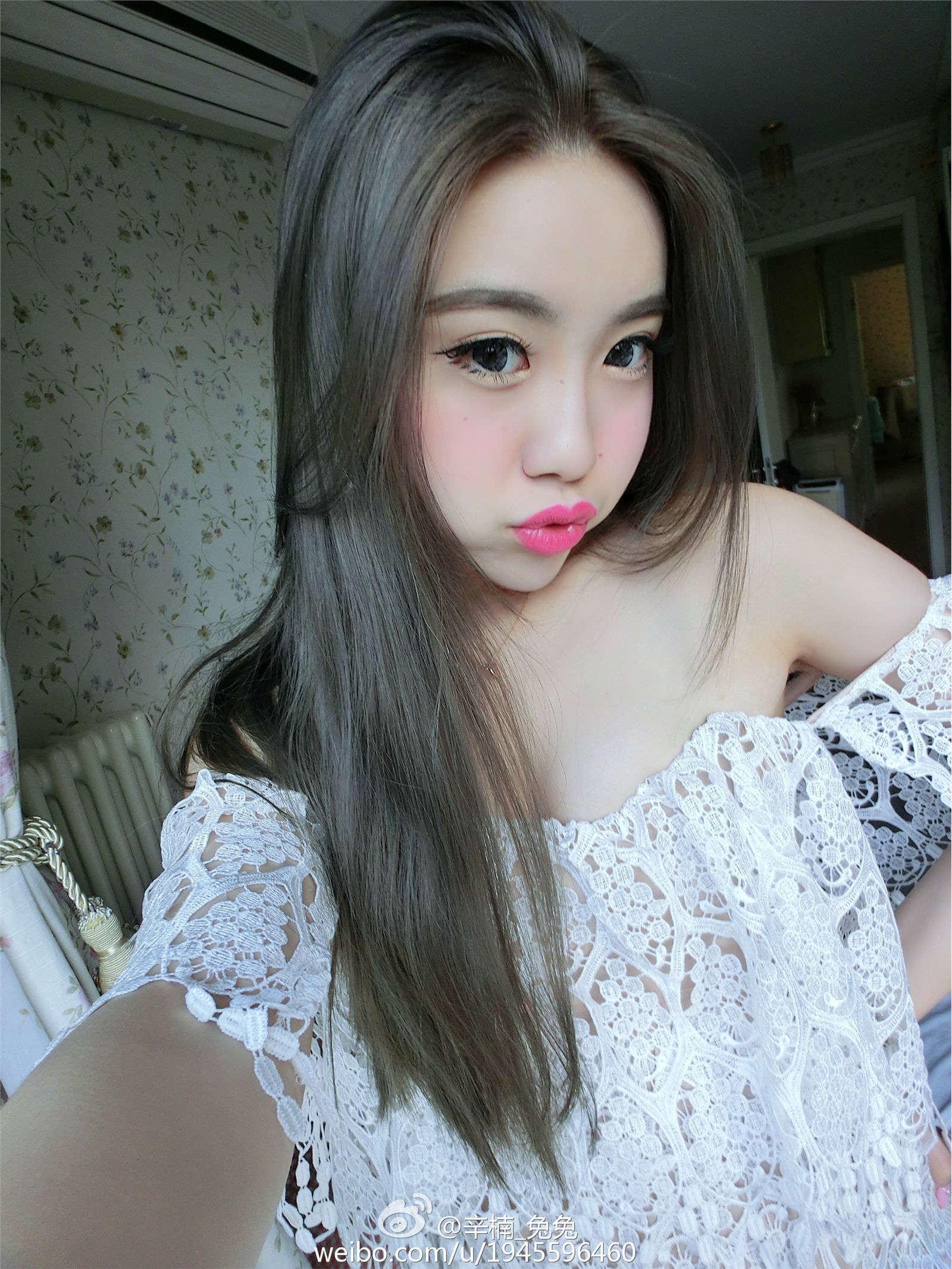 性感美女车模辛楠兔兔微博美图