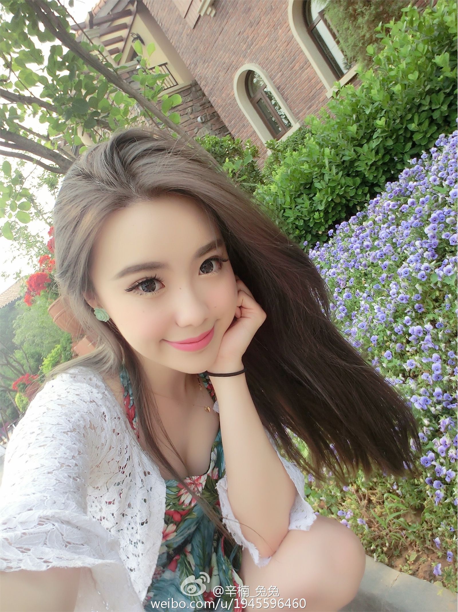 性感美女车模辛楠兔兔微博美图