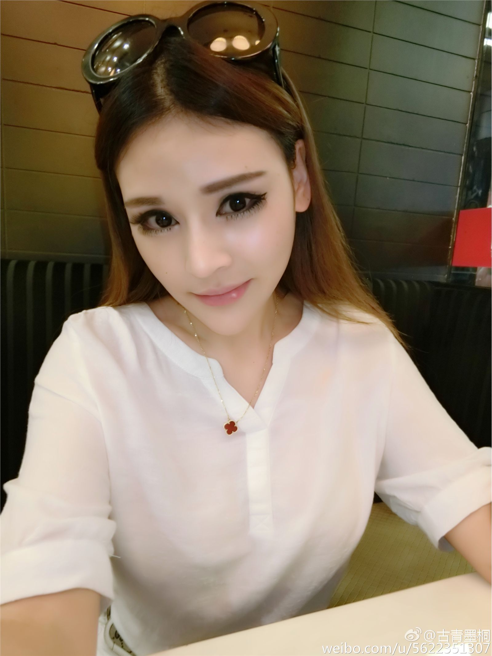 网络红人苏夏妞妞最新微博工作图集 苏夏新微薄