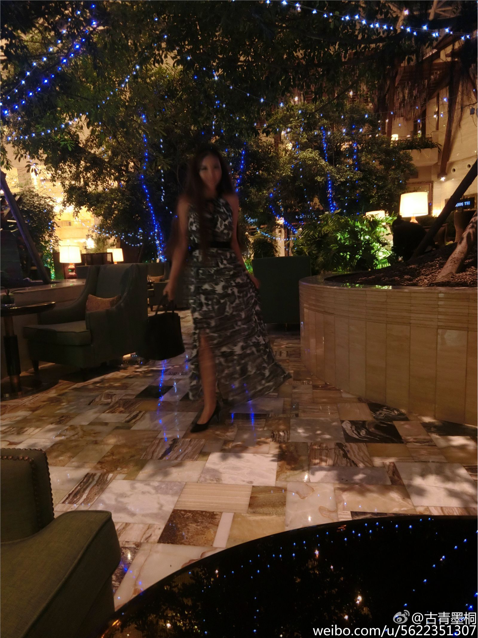 网络红人苏夏妞妞最新微博工作图集 苏夏新微薄