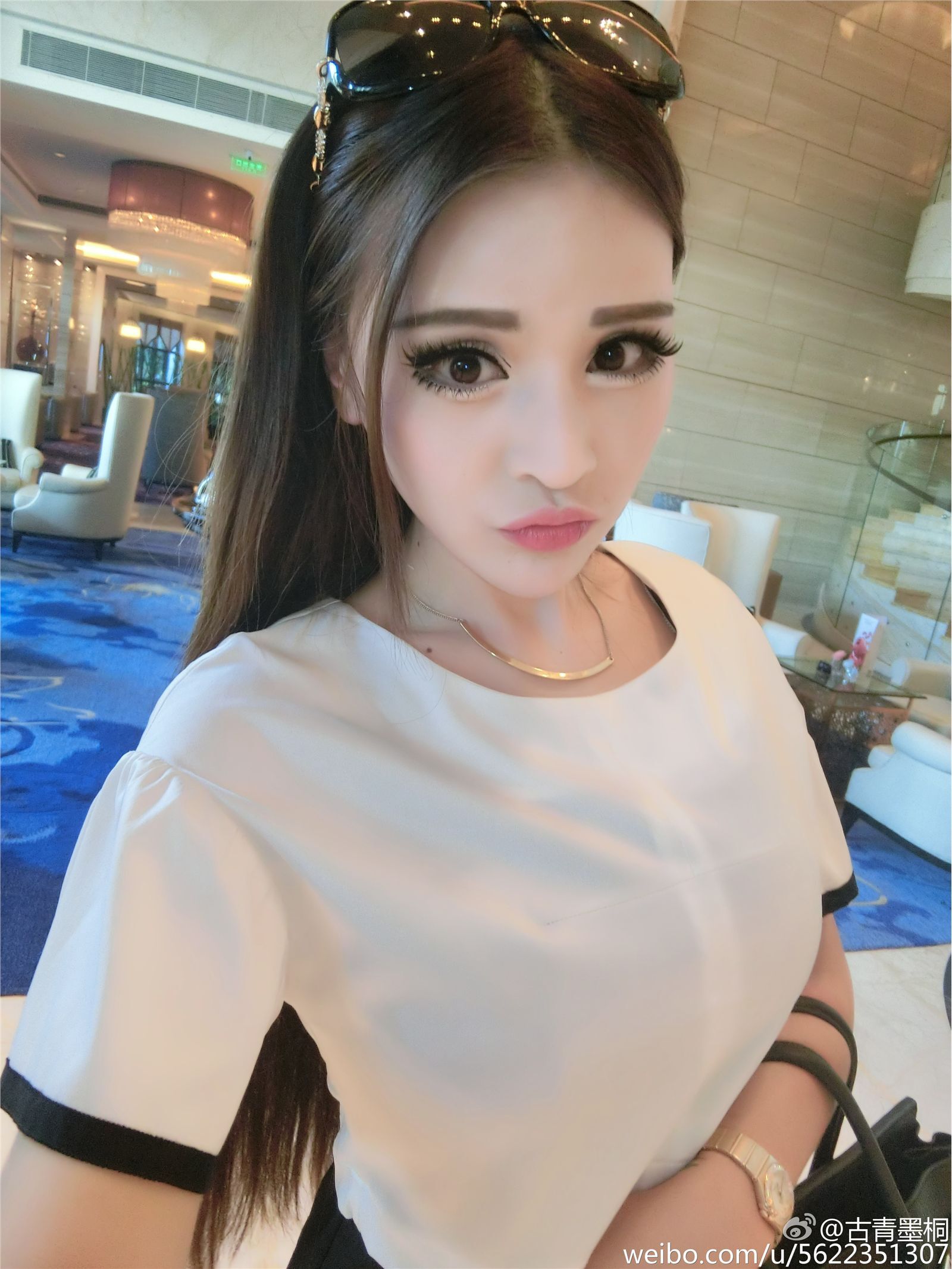 网络红人苏夏妞妞最新微博工作图集 苏夏新微薄