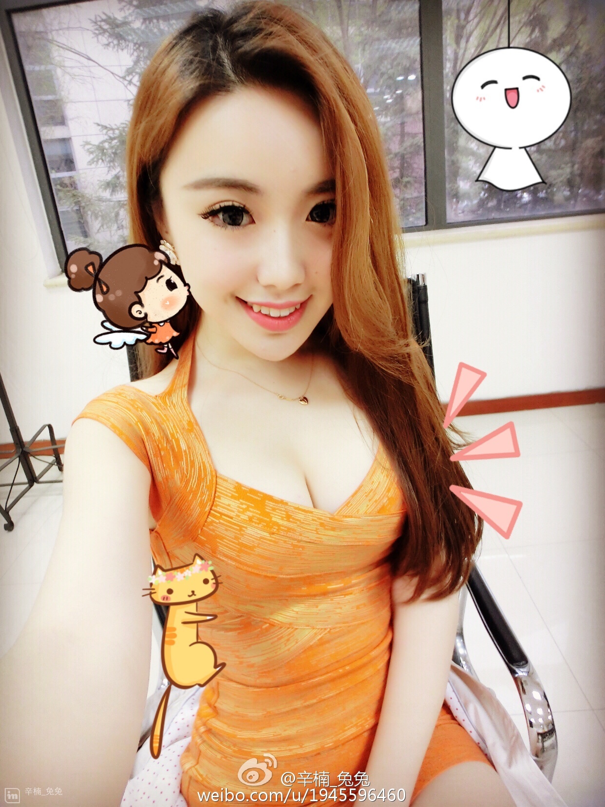 美女如云白衣美女车模辛楠兔兔微博图集