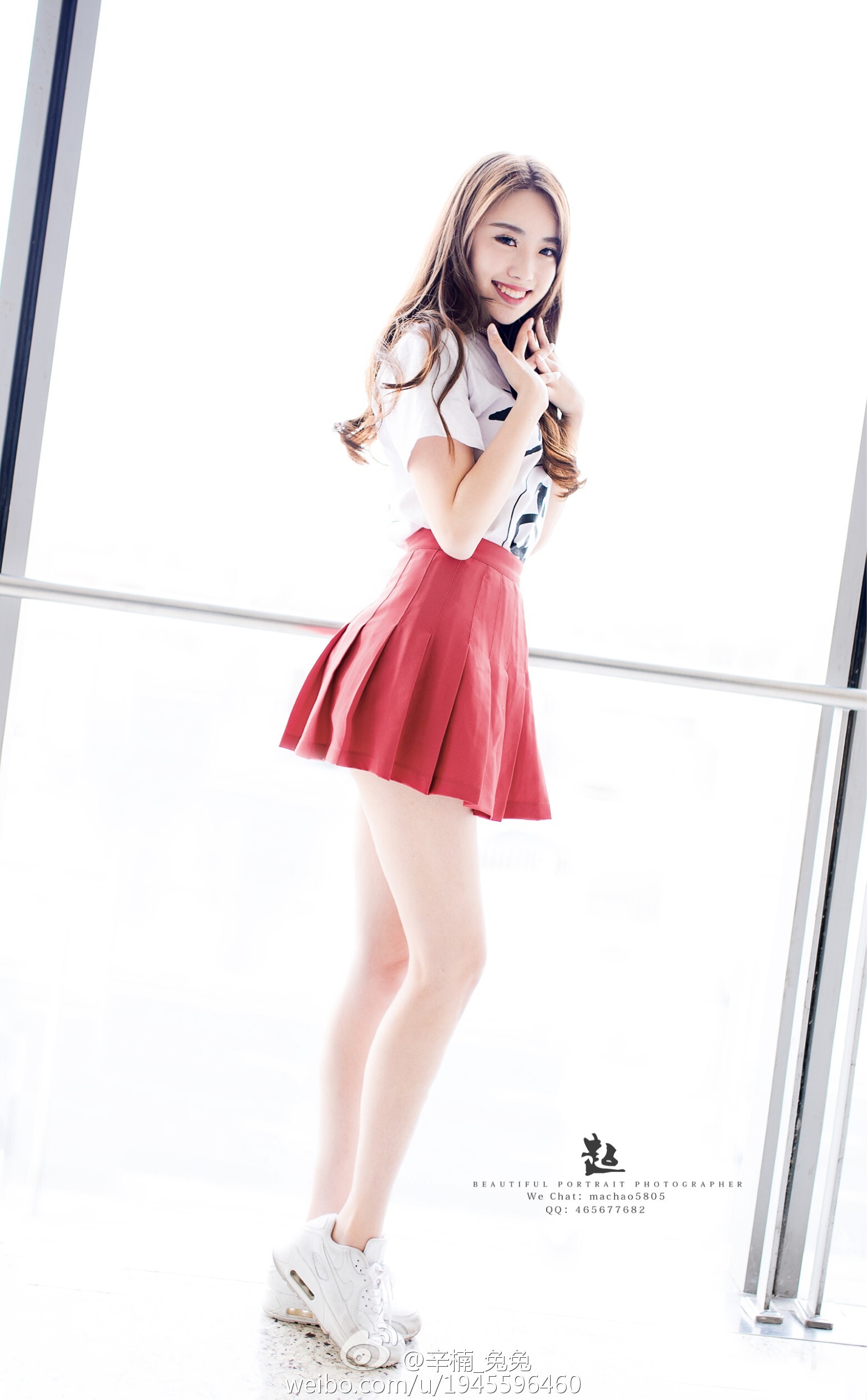 美女如云白衣美女车模辛楠兔兔微博图集
