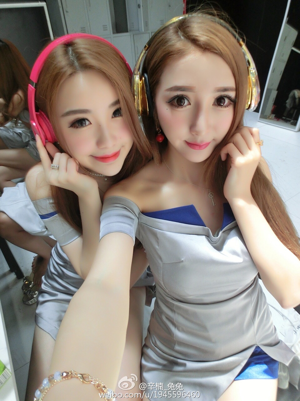 美女如云白衣美女车模辛楠兔兔微博图集