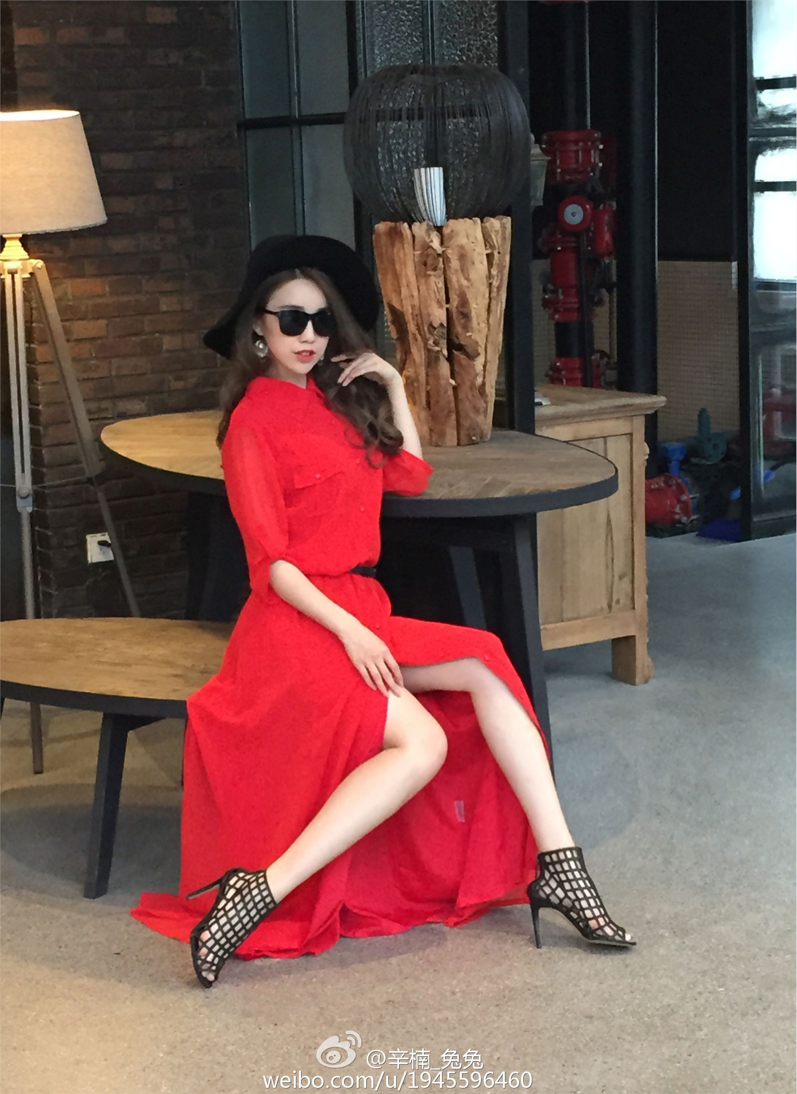 美女如云白衣美女车模辛楠兔兔微博图集2