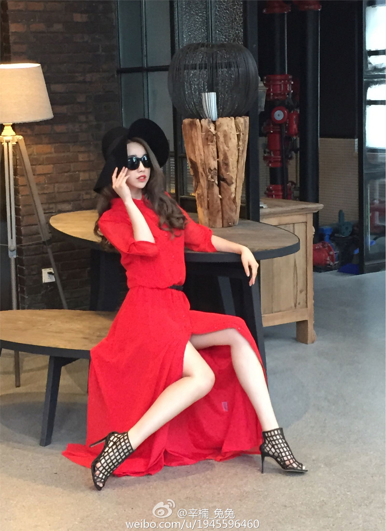 美女如云白衣美女车模辛楠兔兔微博图集2