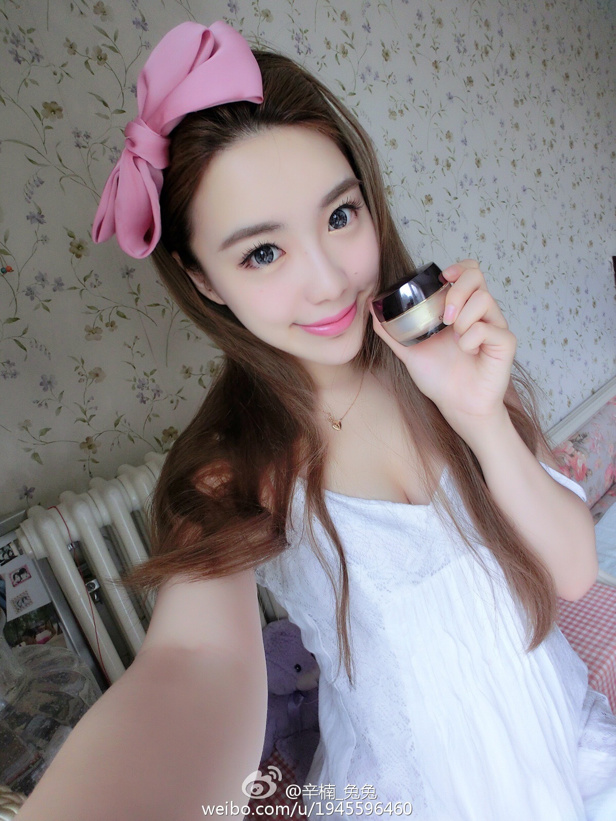 美女如云白衣美女车模辛楠兔兔微博图集2