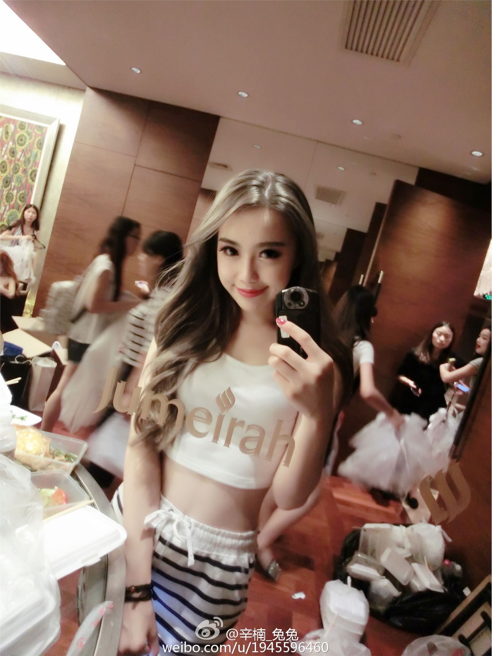 美女如云白衣美女车模辛楠兔兔微博图集2