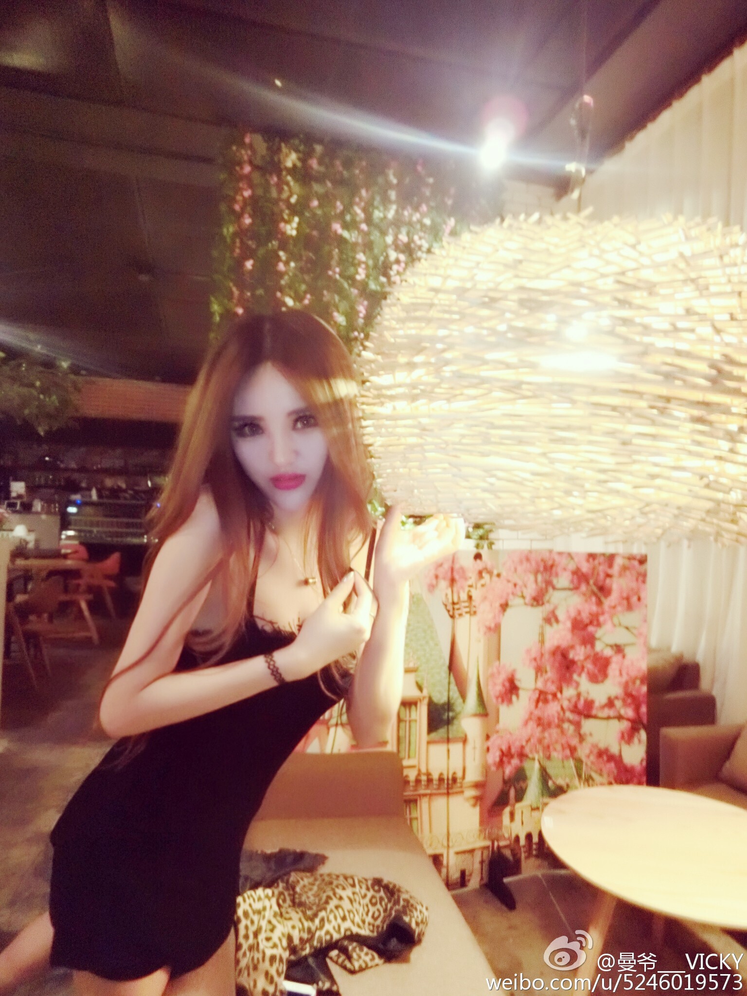 AISS爱丝模特曼宝宝微博写真照 1