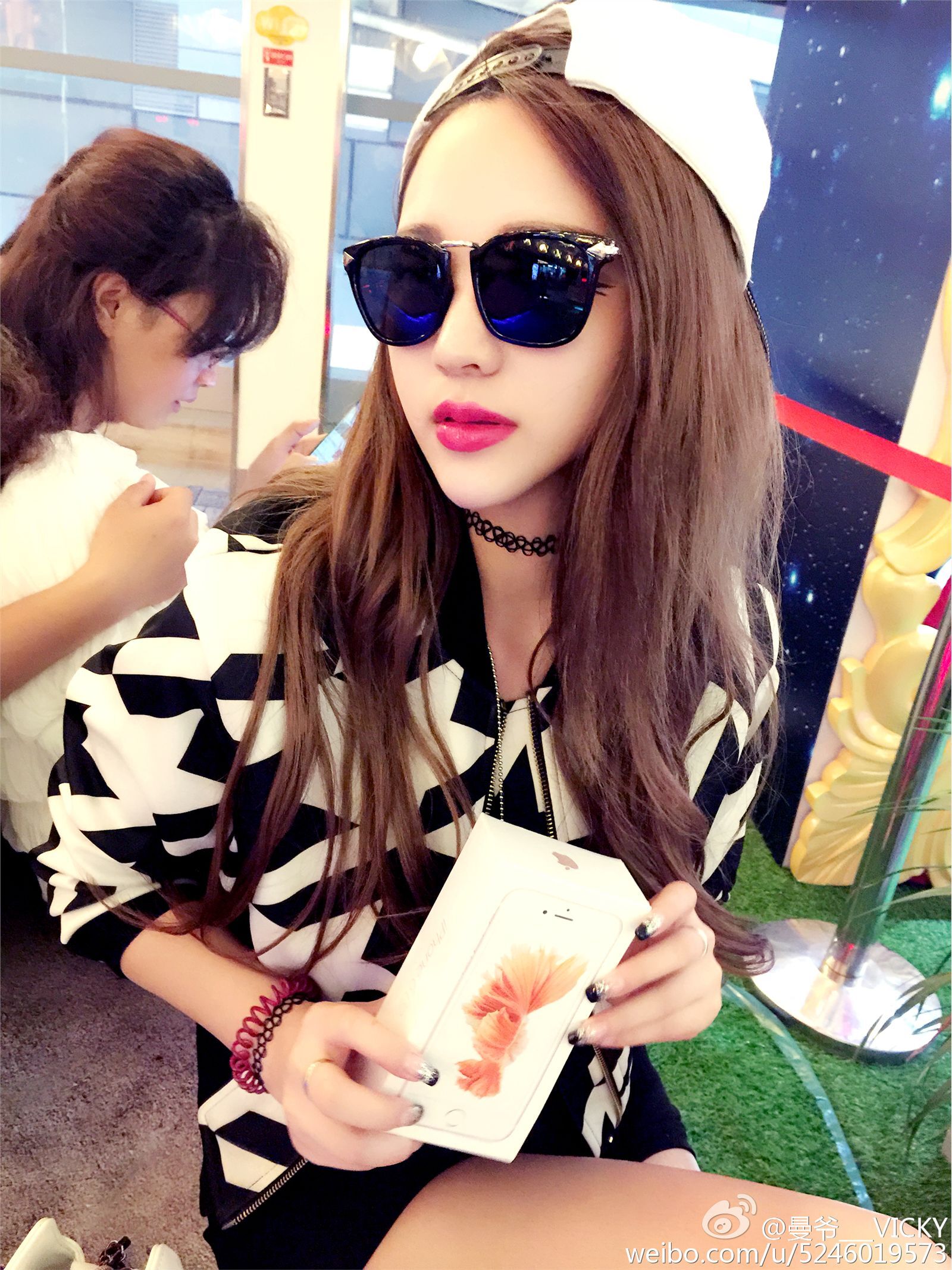 AISS爱丝模特曼宝宝微博写真照 1