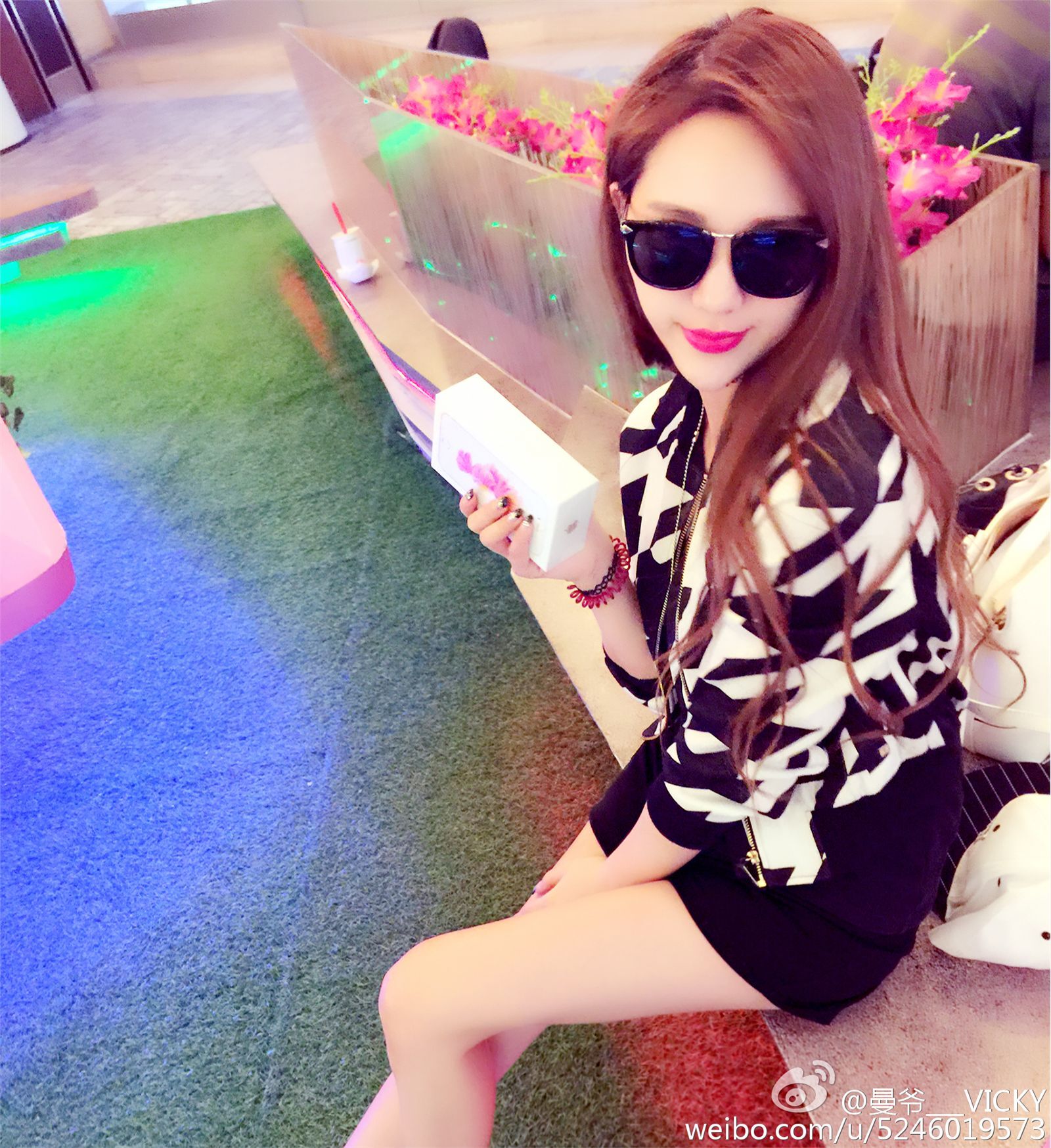 AISS爱丝模特曼宝宝微博写真照 1