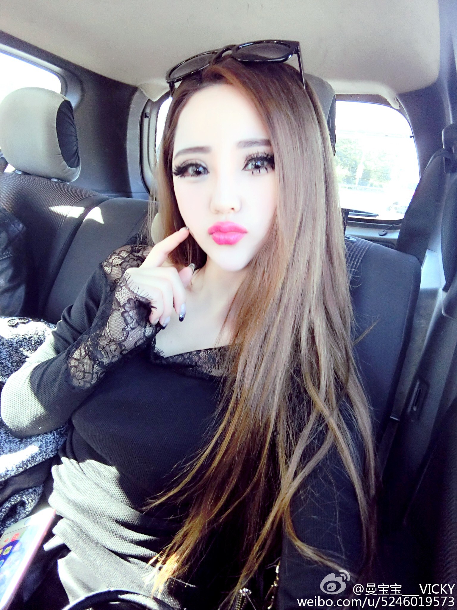 AISS爱丝模特曼宝宝微博写真照 1