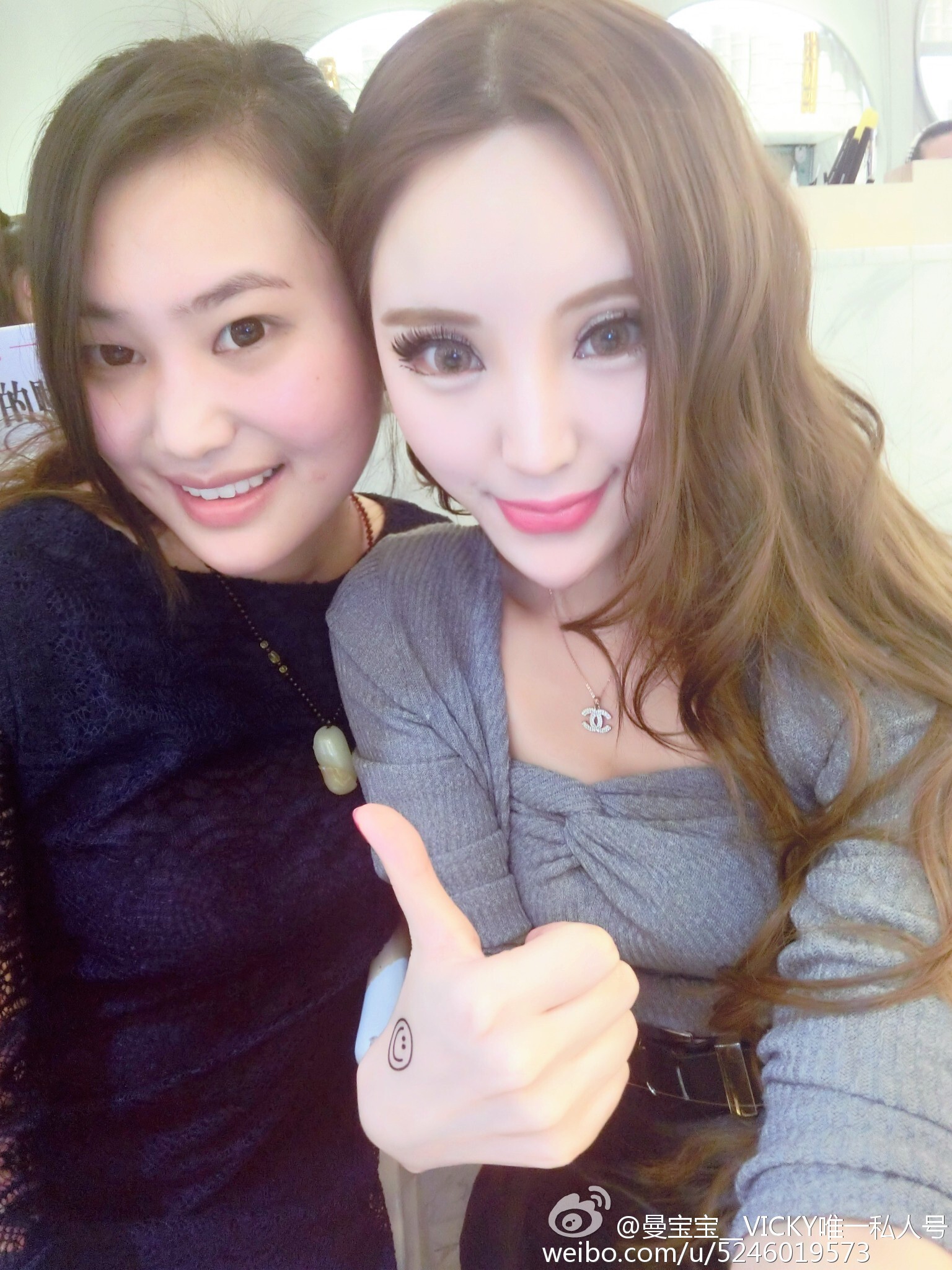 AISS爱丝模特曼宝宝微博写真照 1