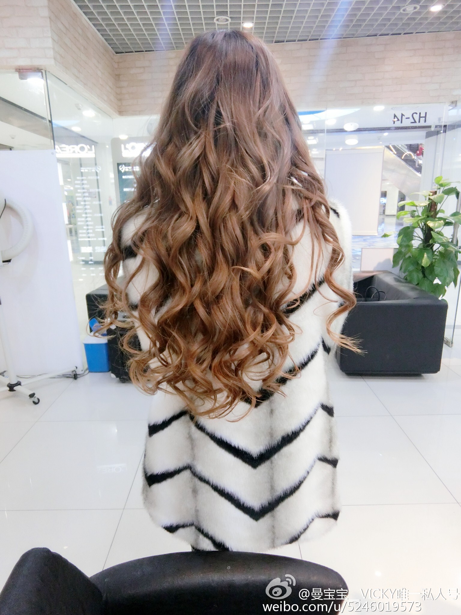 AISS爱丝模特曼宝宝微博写真照 1