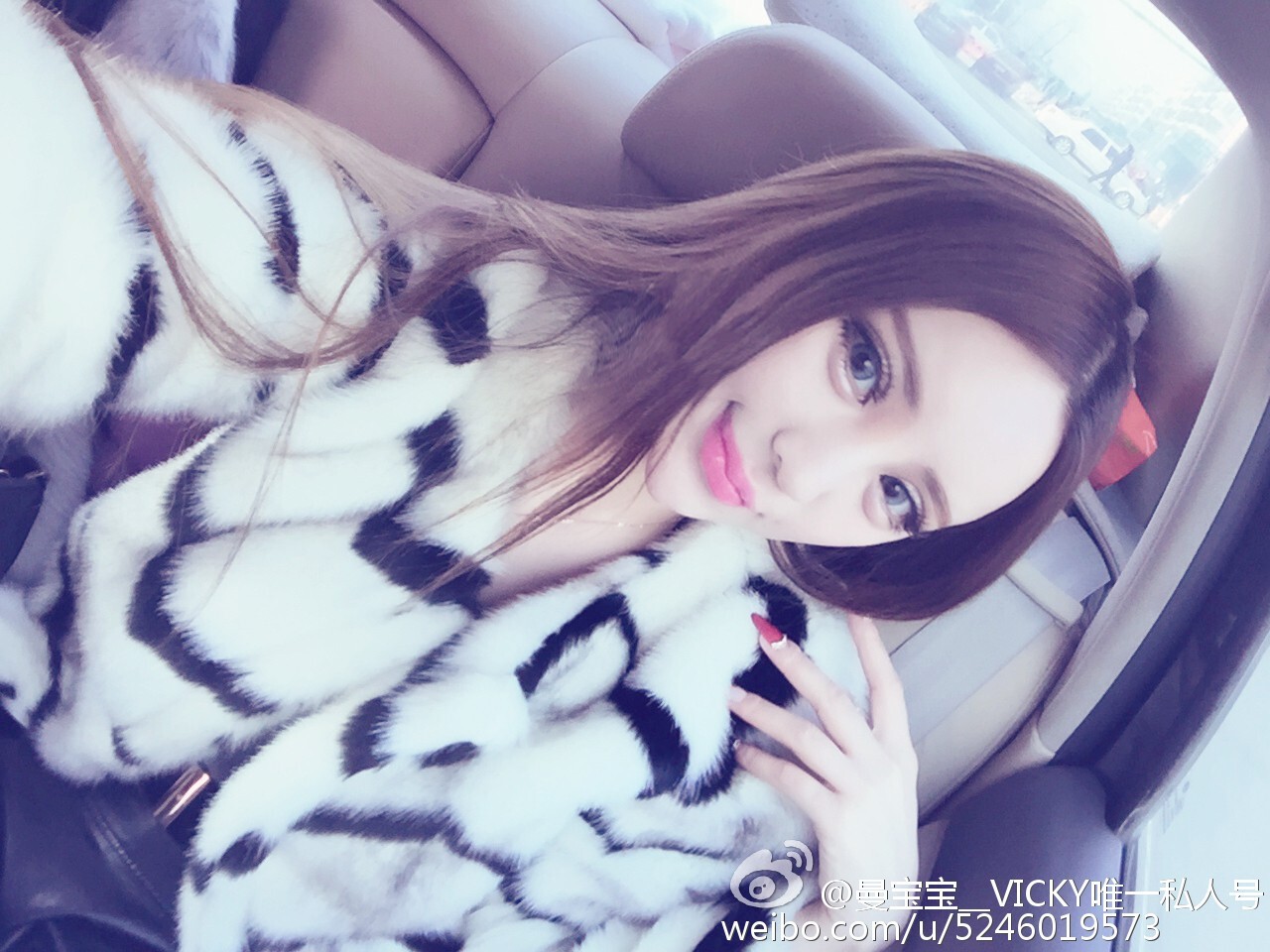 AISS爱丝模特曼宝宝微博写真照 2